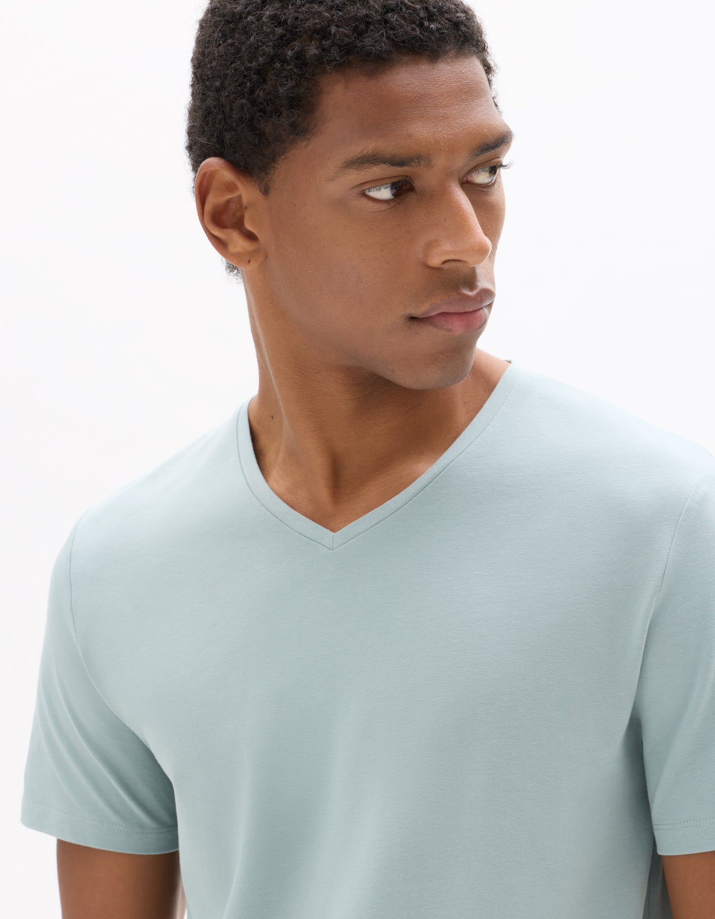 Celio Solid Slim Fit Cotton Blend Blue Tshirts