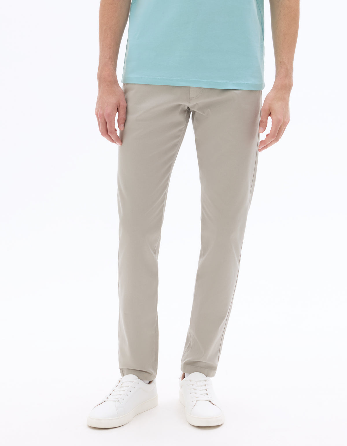 Slim Fit 100% Cotton Solid Casual Trousers