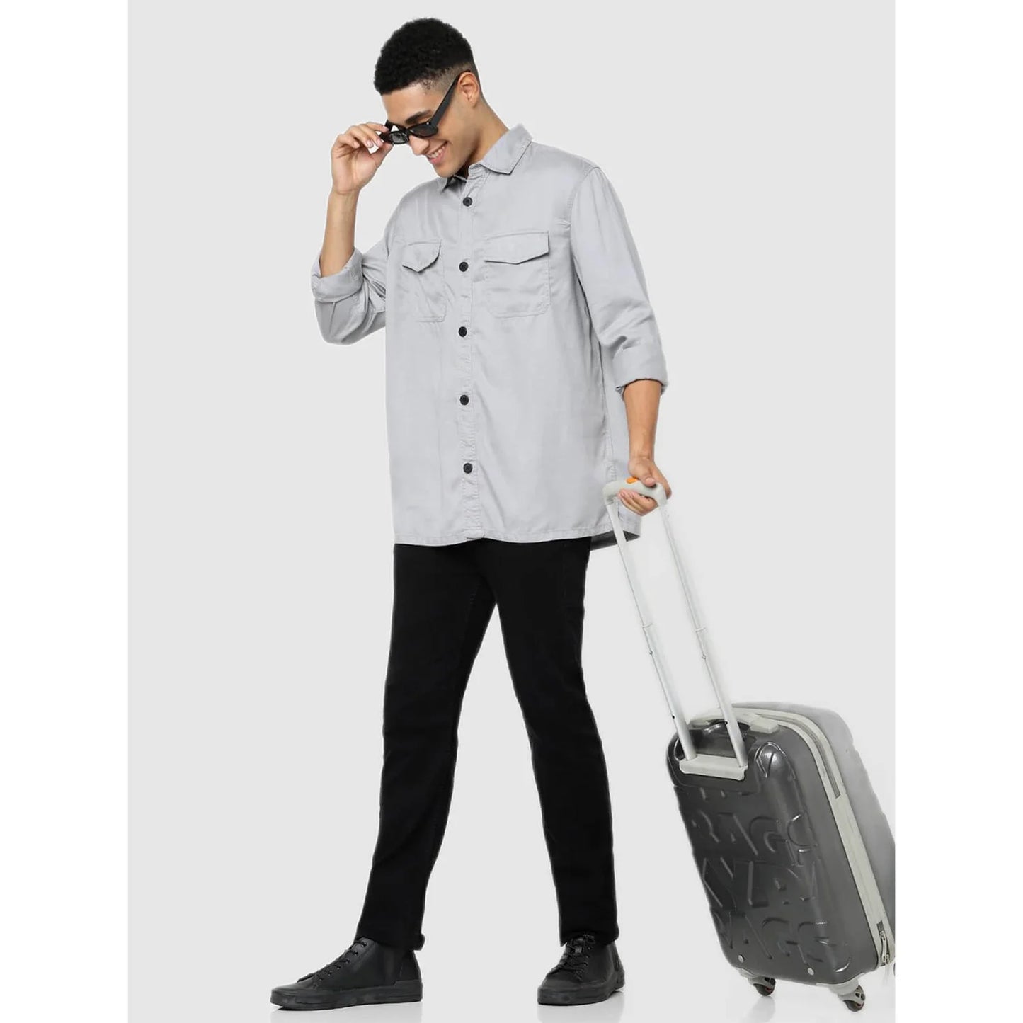 Celio* Solid Regular Fit Cotton Grey Shirt