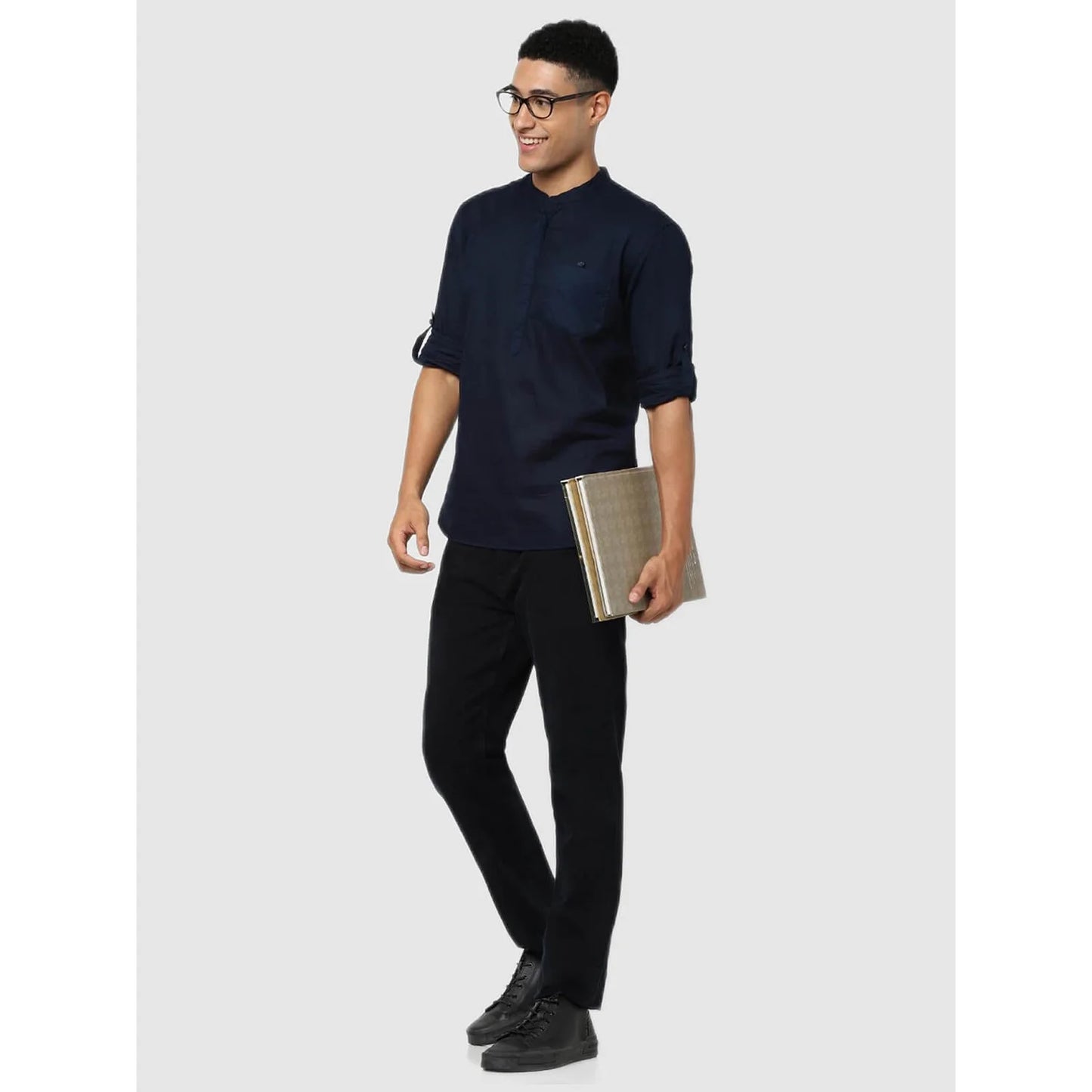 Celio* Solid Regular Fit Cotton Navy Blue Shirt