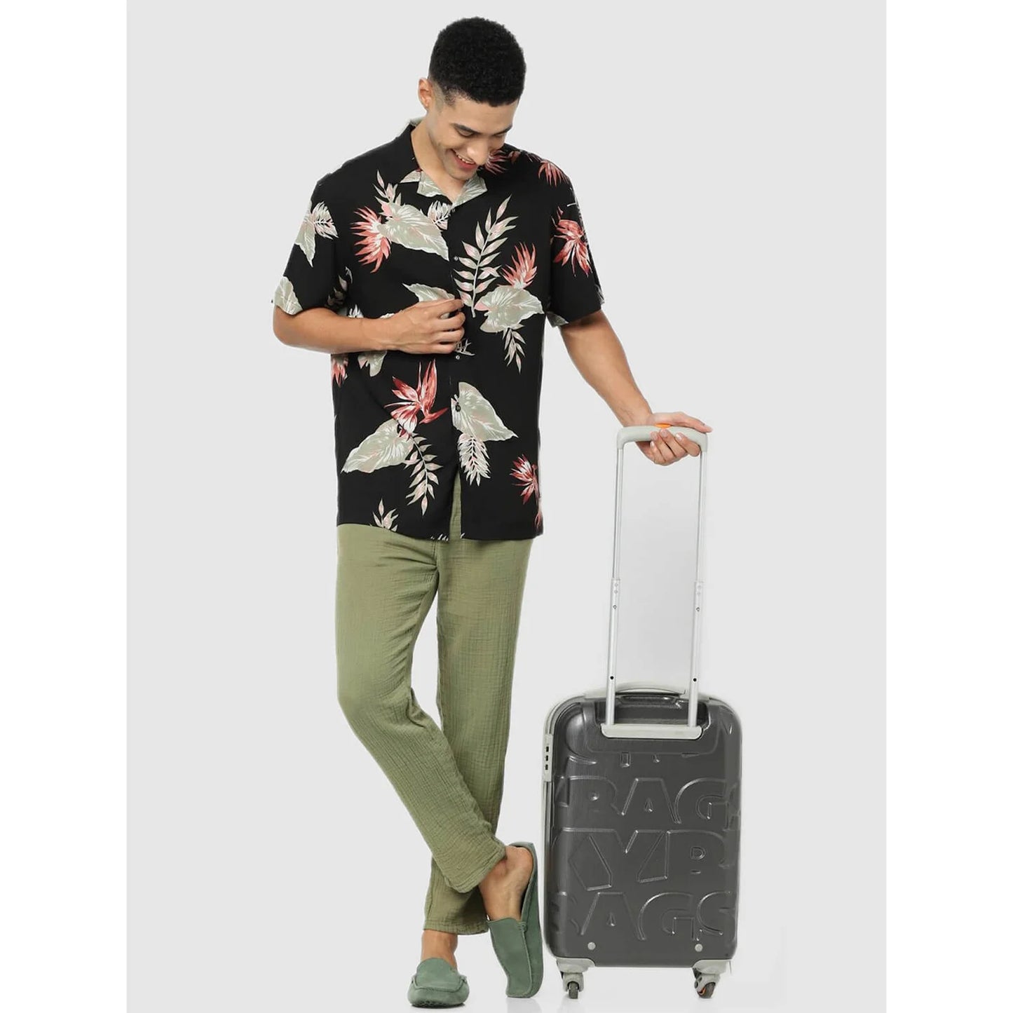 Celio* Tropical Regular Fit Viscose Black Shirt