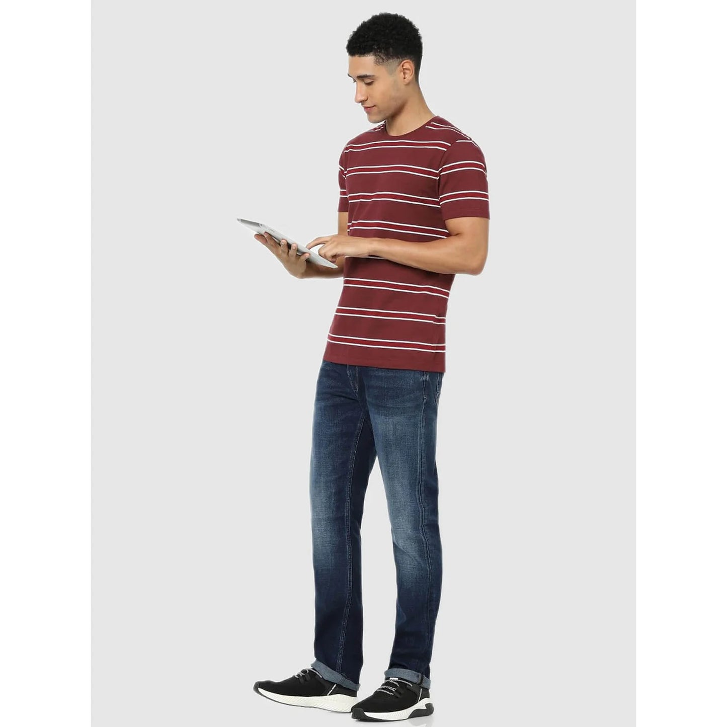 Celio* Striped Regular Fit Cotton Maroon T-Shirt
