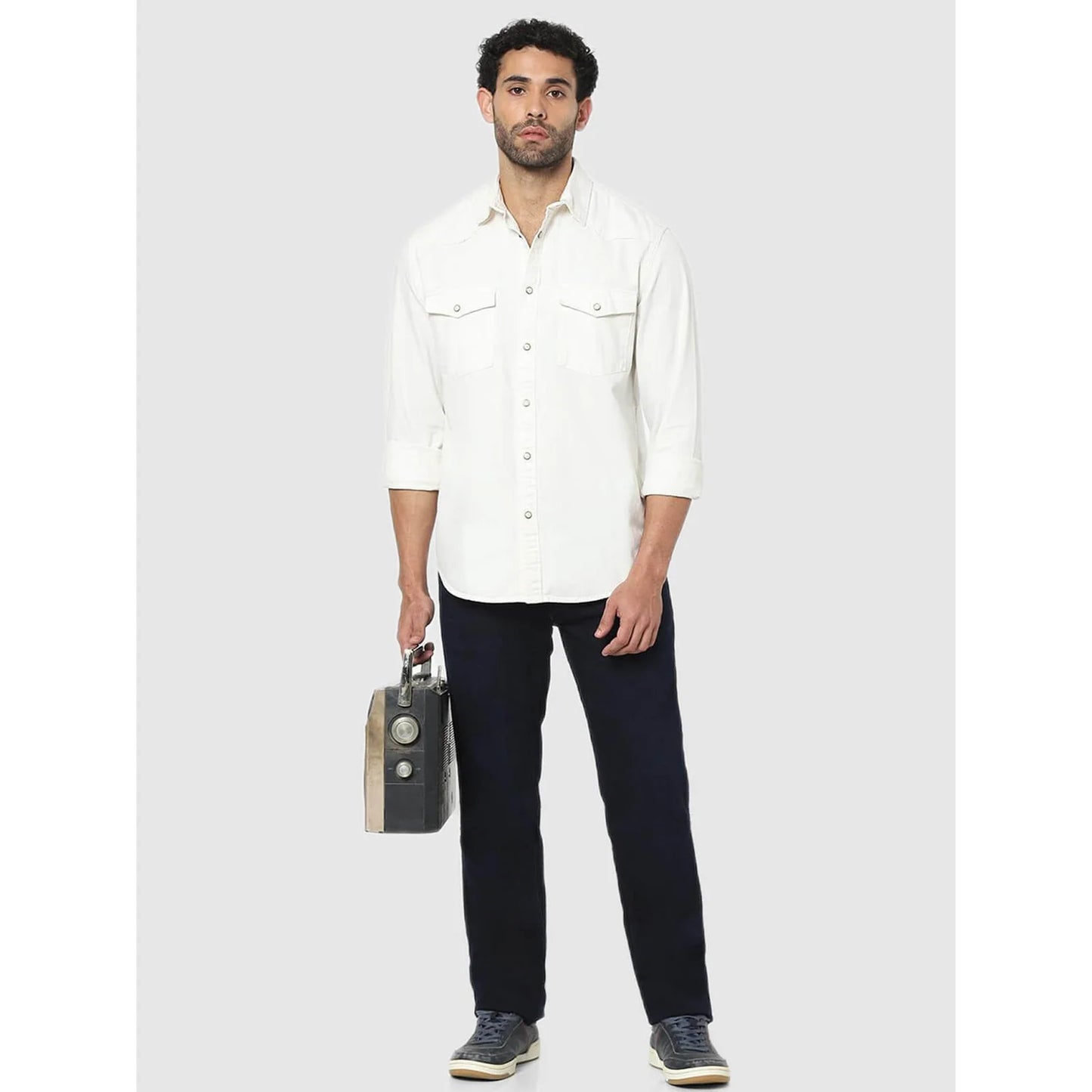 Celio* Solid Regular Fit Cotton White Shirt