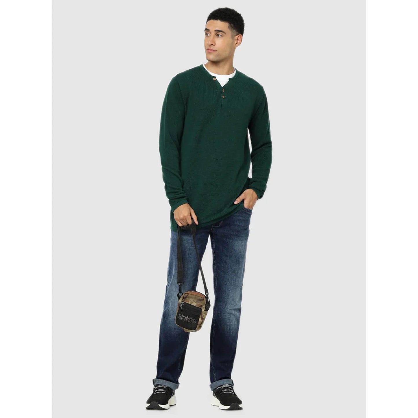 Celio* Solid Regular Fit Cotton Green Sweater