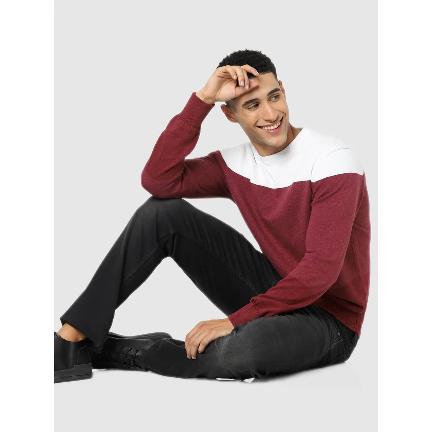 Celio* Colourblock Regular Fit Cotton Maroon Sweater
