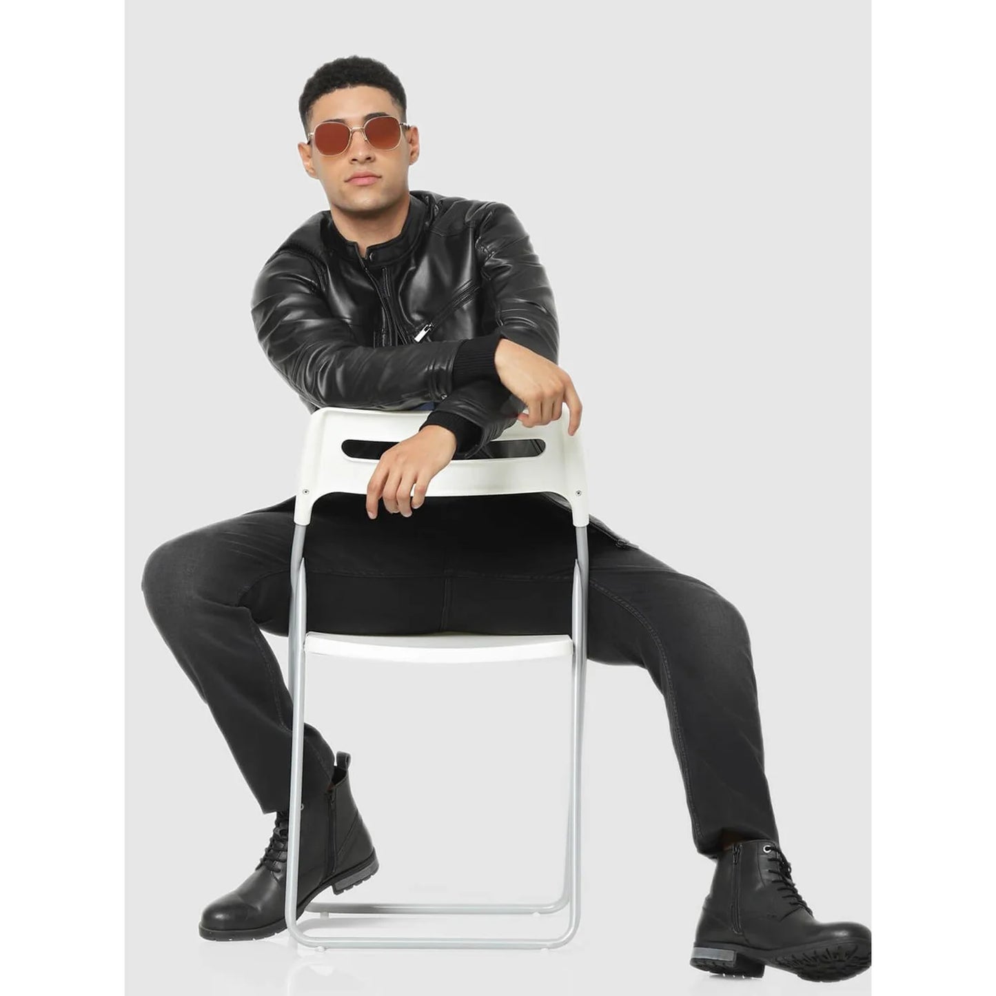 Celio* Solid Regular Fit Polyurethane Black Jacket