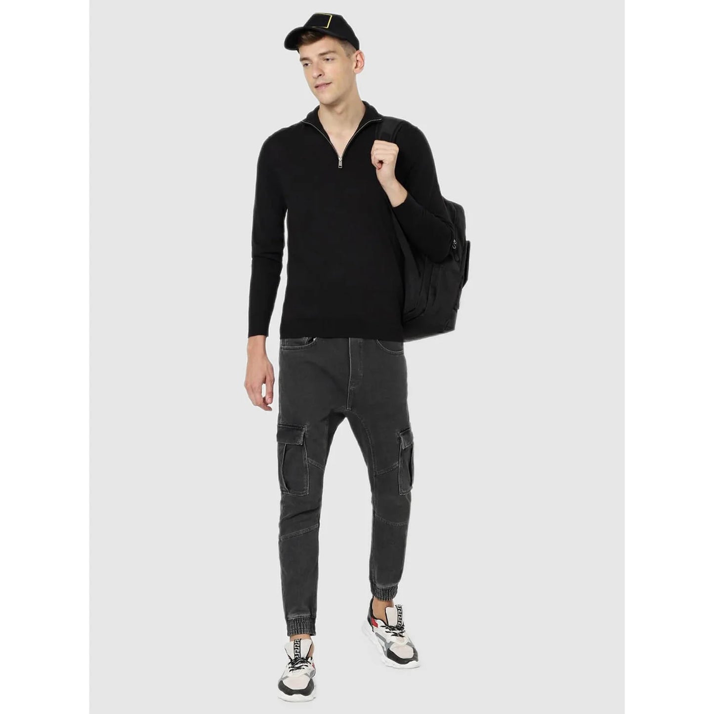 Celio* Solid Regular Fit Cotton Black Sweater