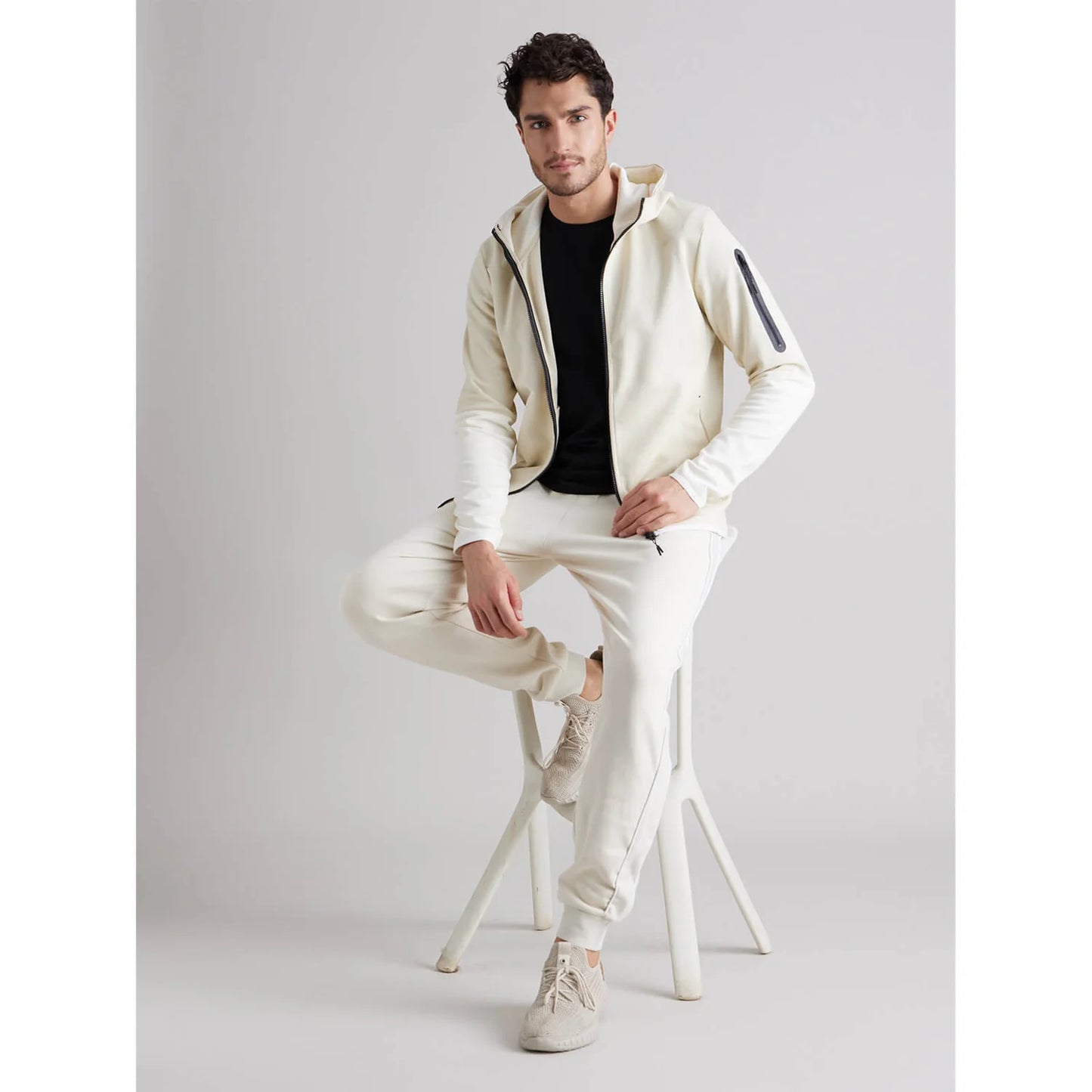Celio* Solid Regular Fit Cotton-Blend Cream Sweatshirt