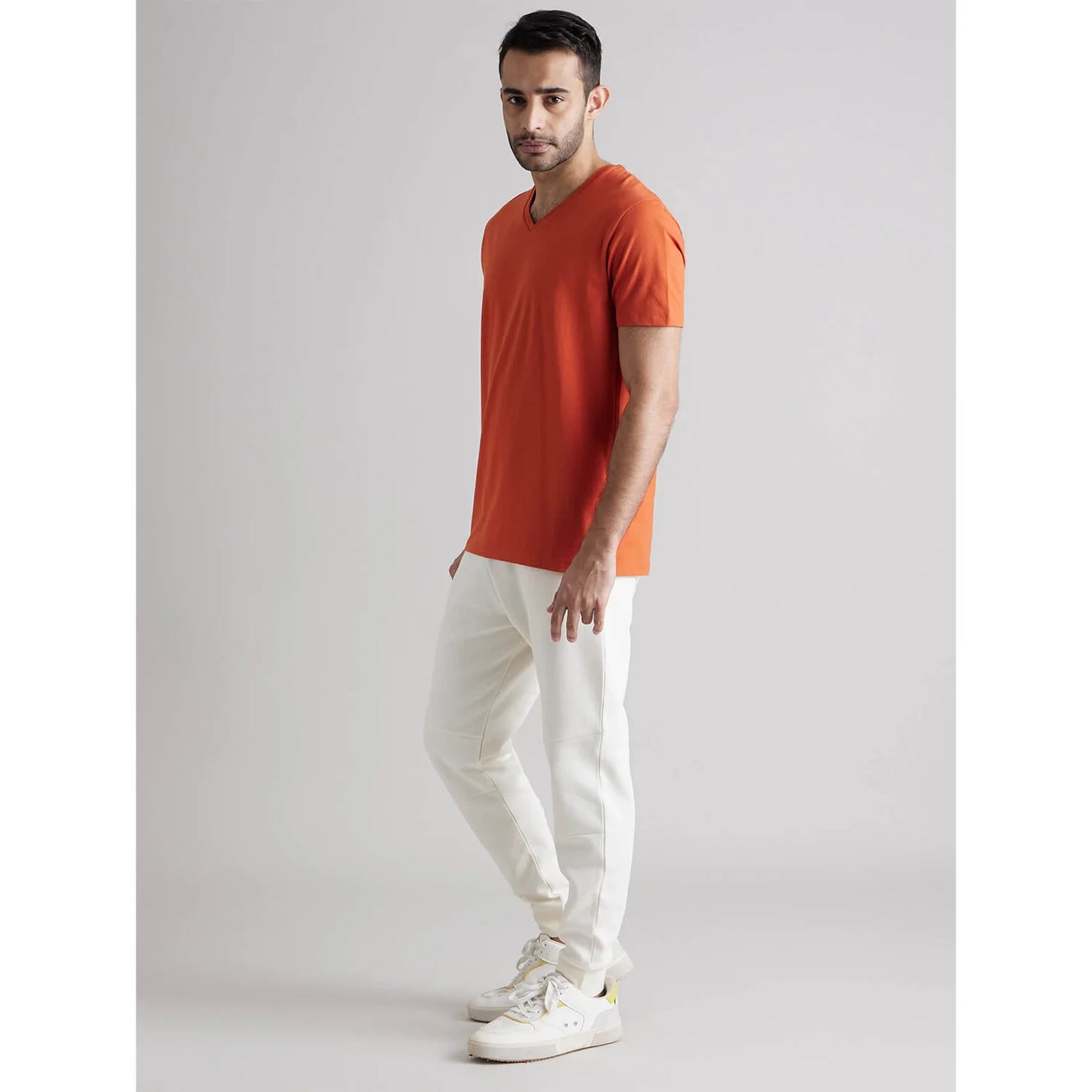 Celio* Solid Regular Fit Cotton Rust T-Shirt