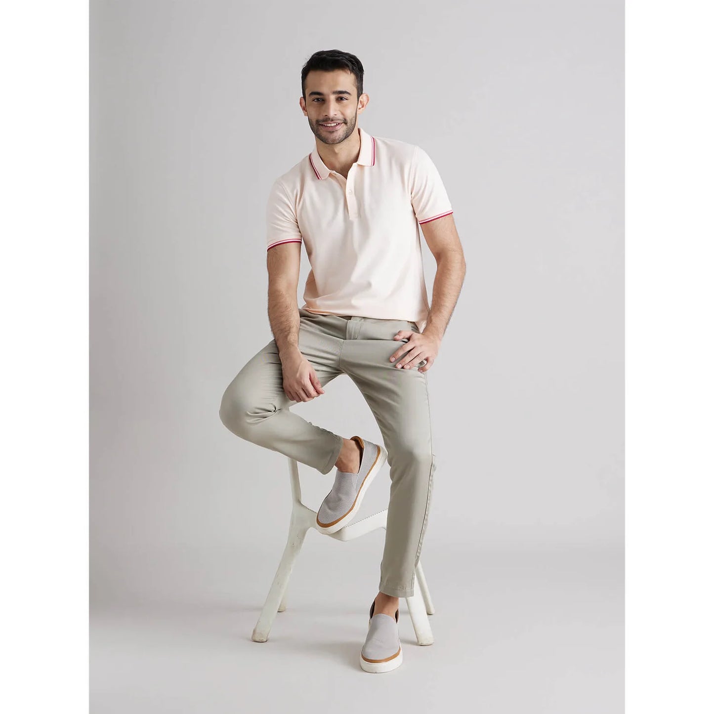Celio* Solid Regular Fit Cotton-Blend Off White T-Shirt