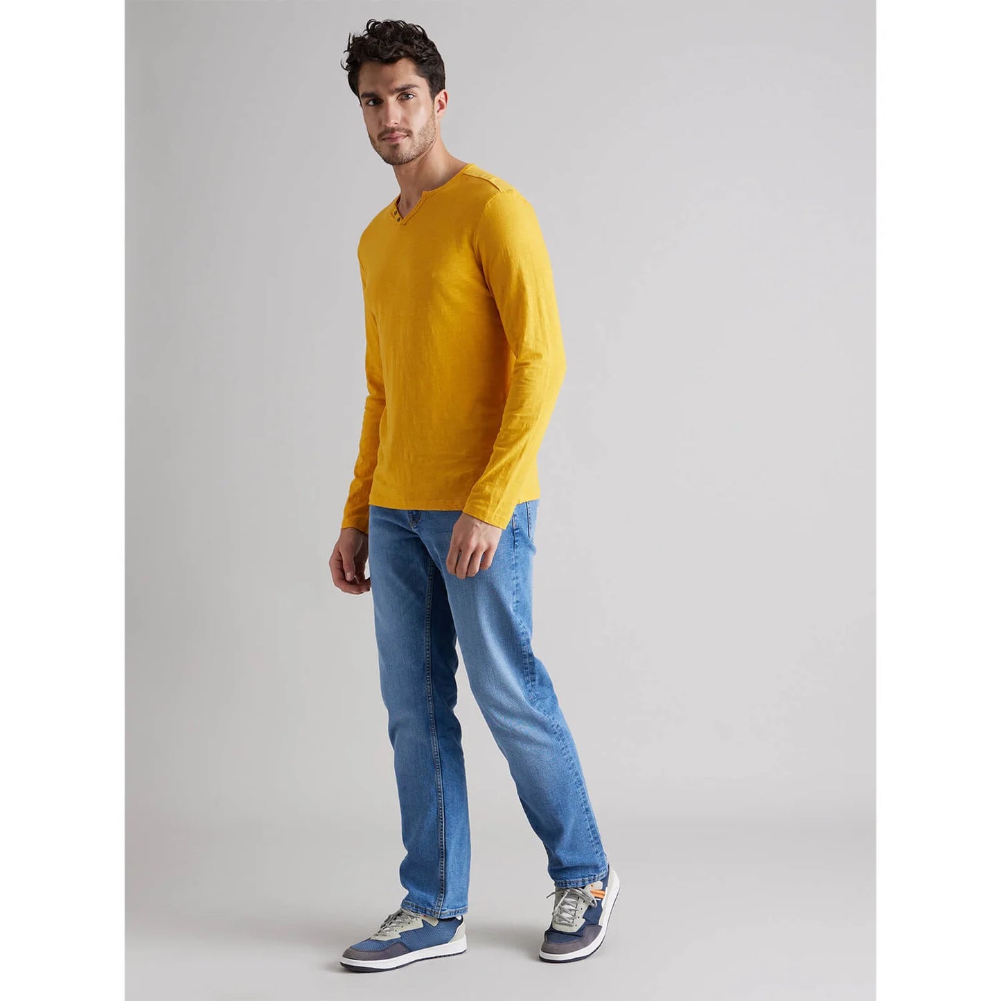 Celio* Solid Regular Fit Cotton Yellow T-Shirt