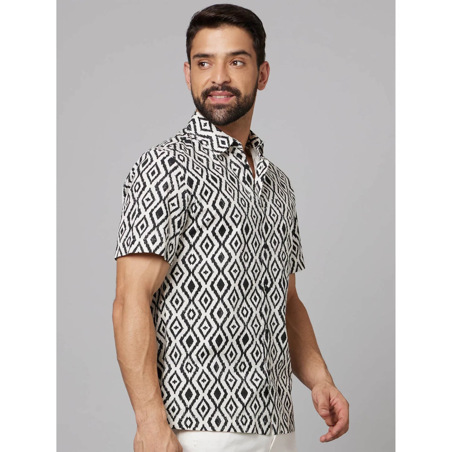 Celio* Geometric Regular Fit Cotton Black Shirt