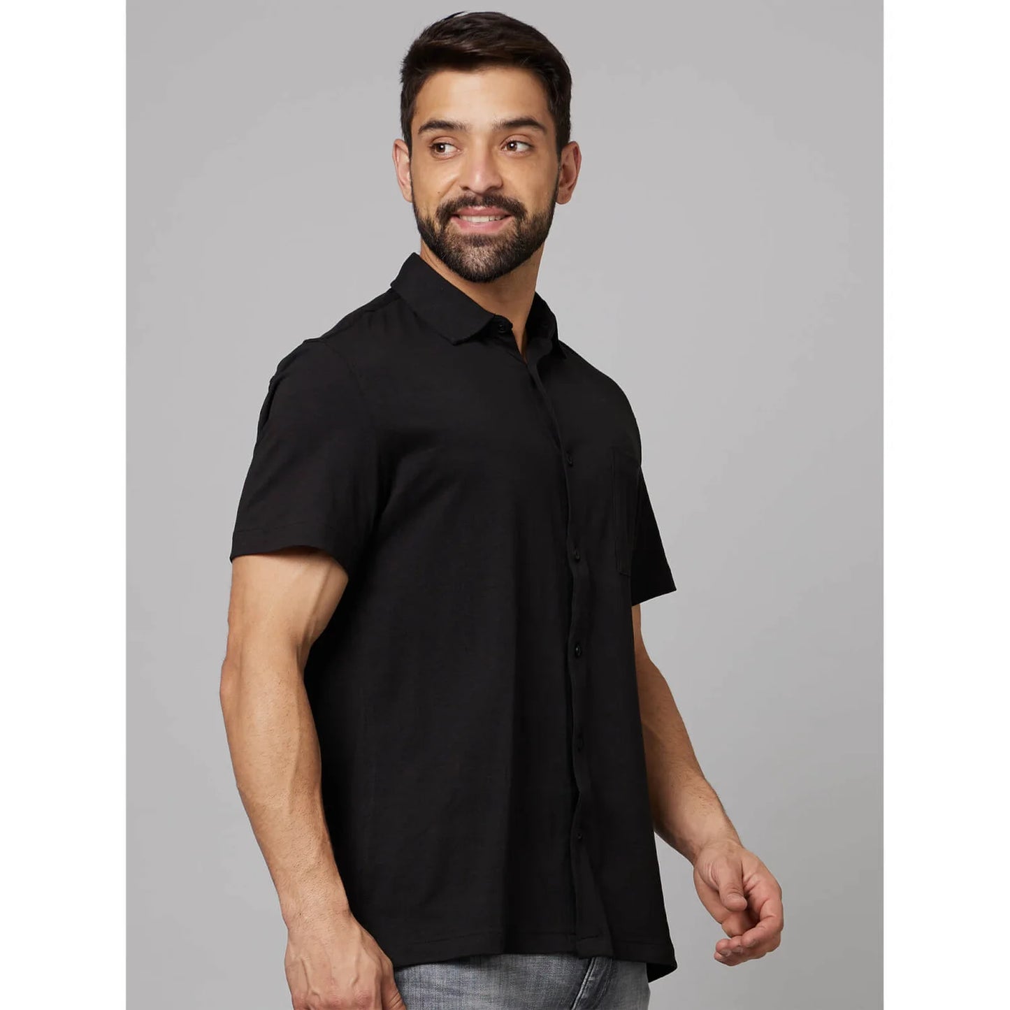 Celio* Solid Regular Fit Cotton Black Shirt