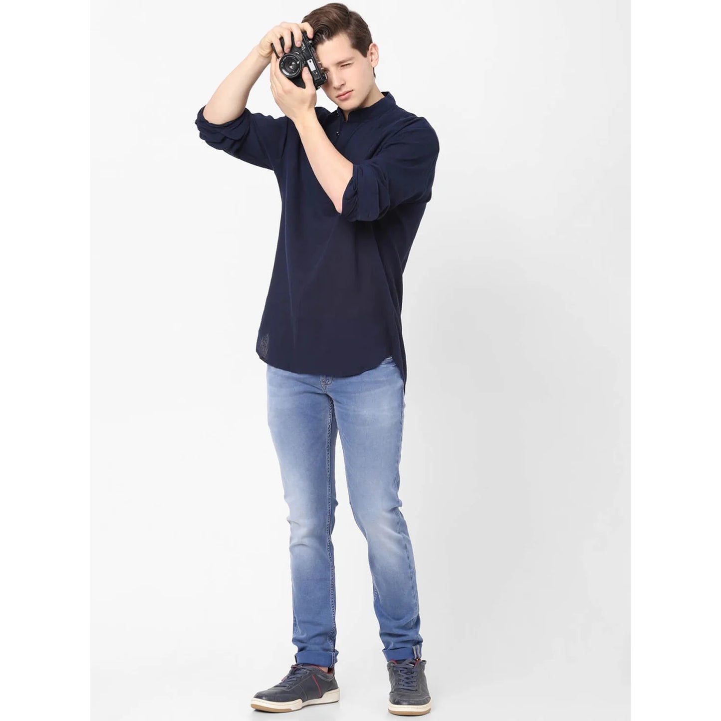 Celio* Solid Regular Fit Cotton Navy Blue Shirt