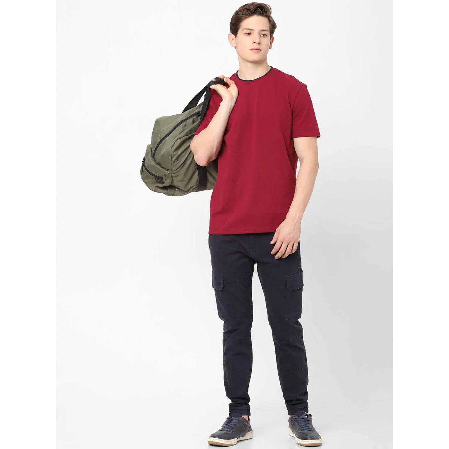 Celio* Solid Regular Fit Cotton Maroon T-Shirt