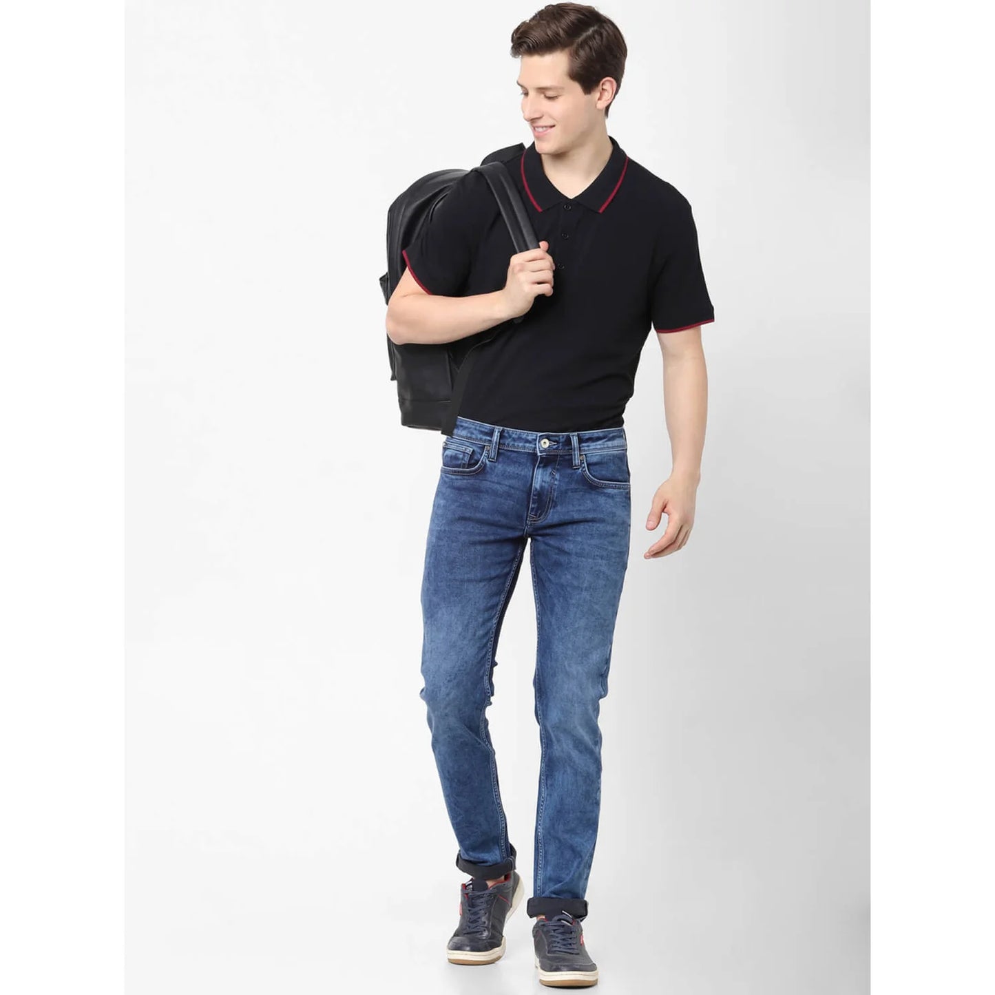 Celio* Solid Regular Fit Cotton Black T-Shirt