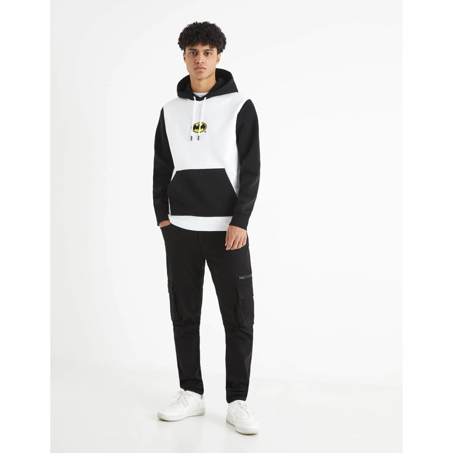 Celio* Batman Regular Fit Cotton-Blend Black Sweatshirt