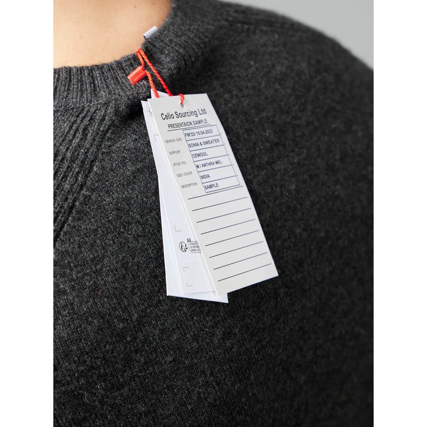 Celio* Solid Regular Fit Wool Black Sweater