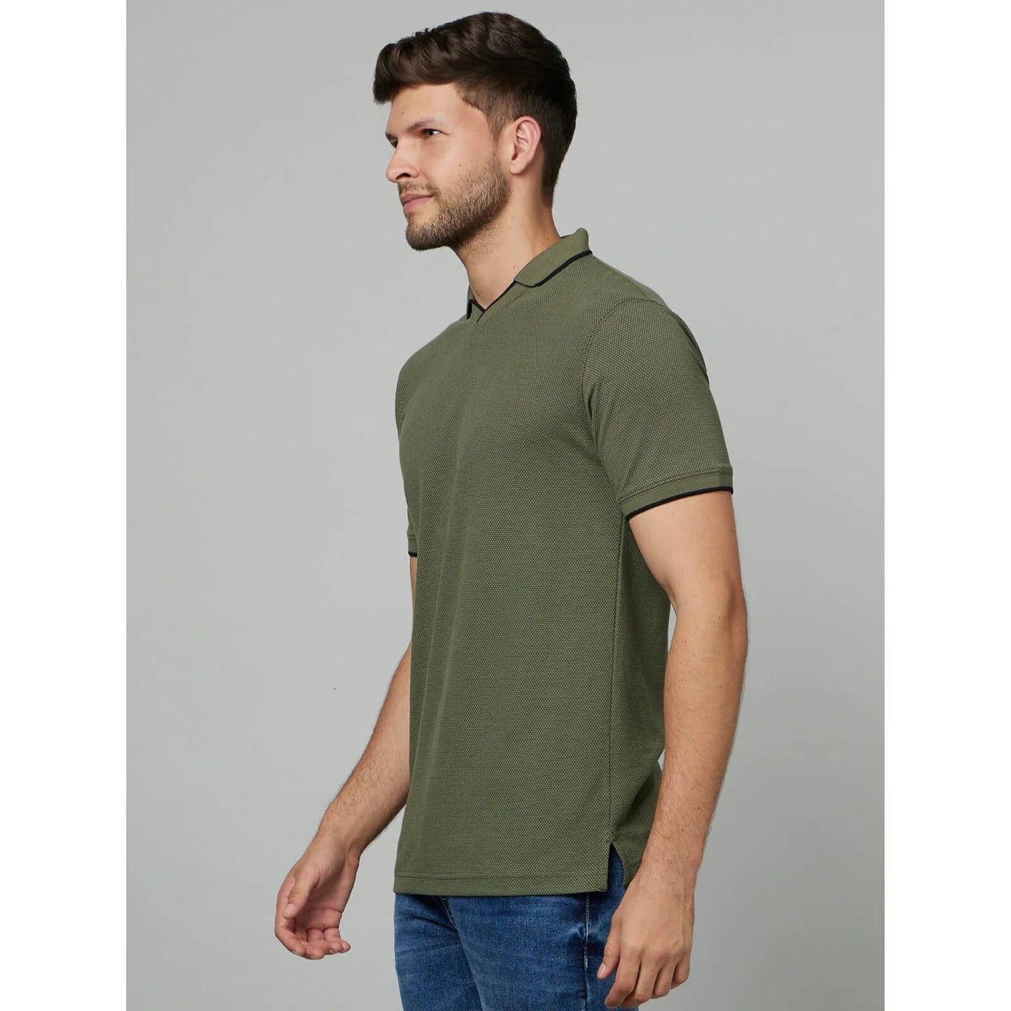 Celio* Solid Regular Fit Cotton-Poly-Blend Olive T-Shirt