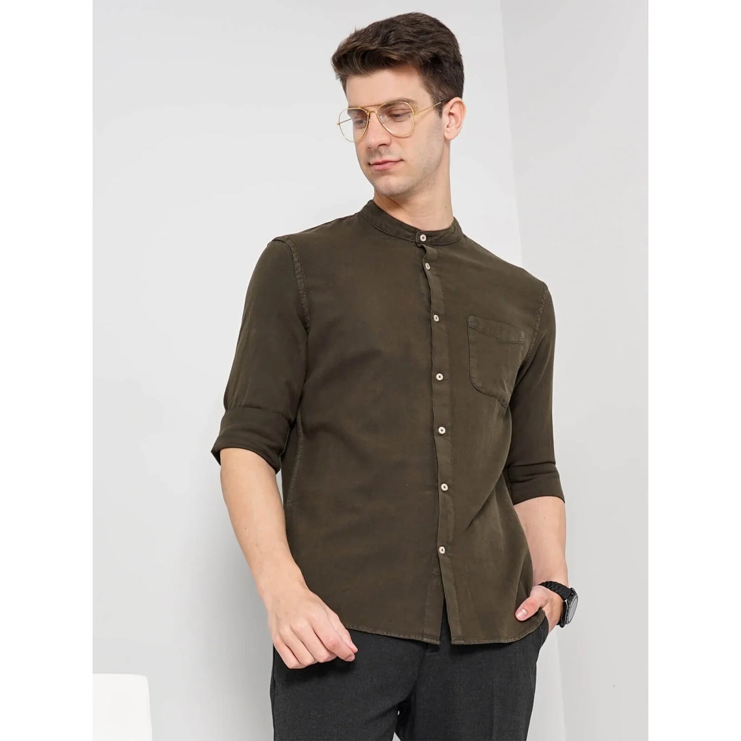 Celio* Solid Regular Fit Cotton Olive Shirt