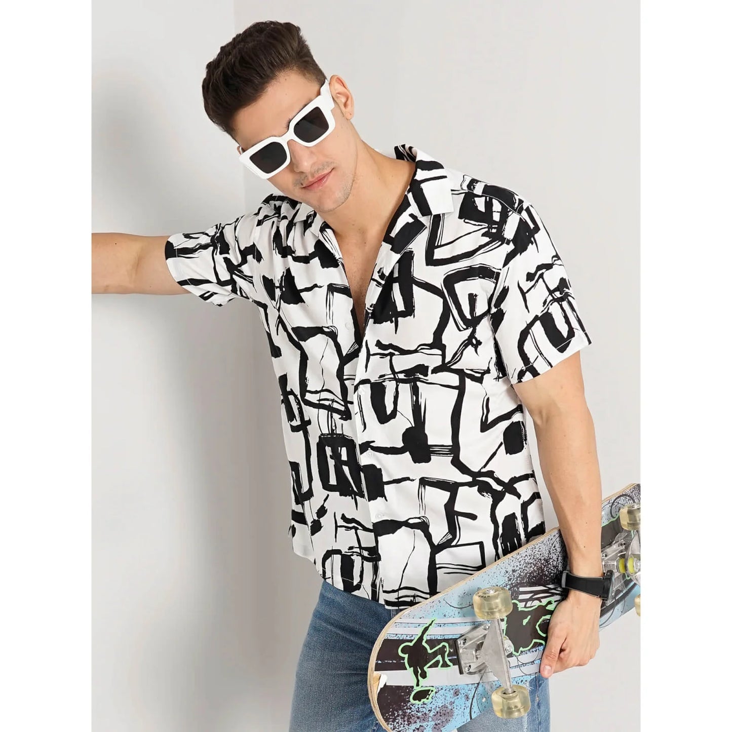 Celio* Abstract Regular Fit Viscose White Shirt