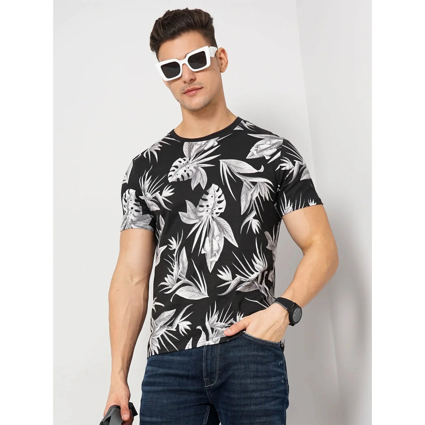 Celio* Floral Regular Fit Cotton Black T-Shirt