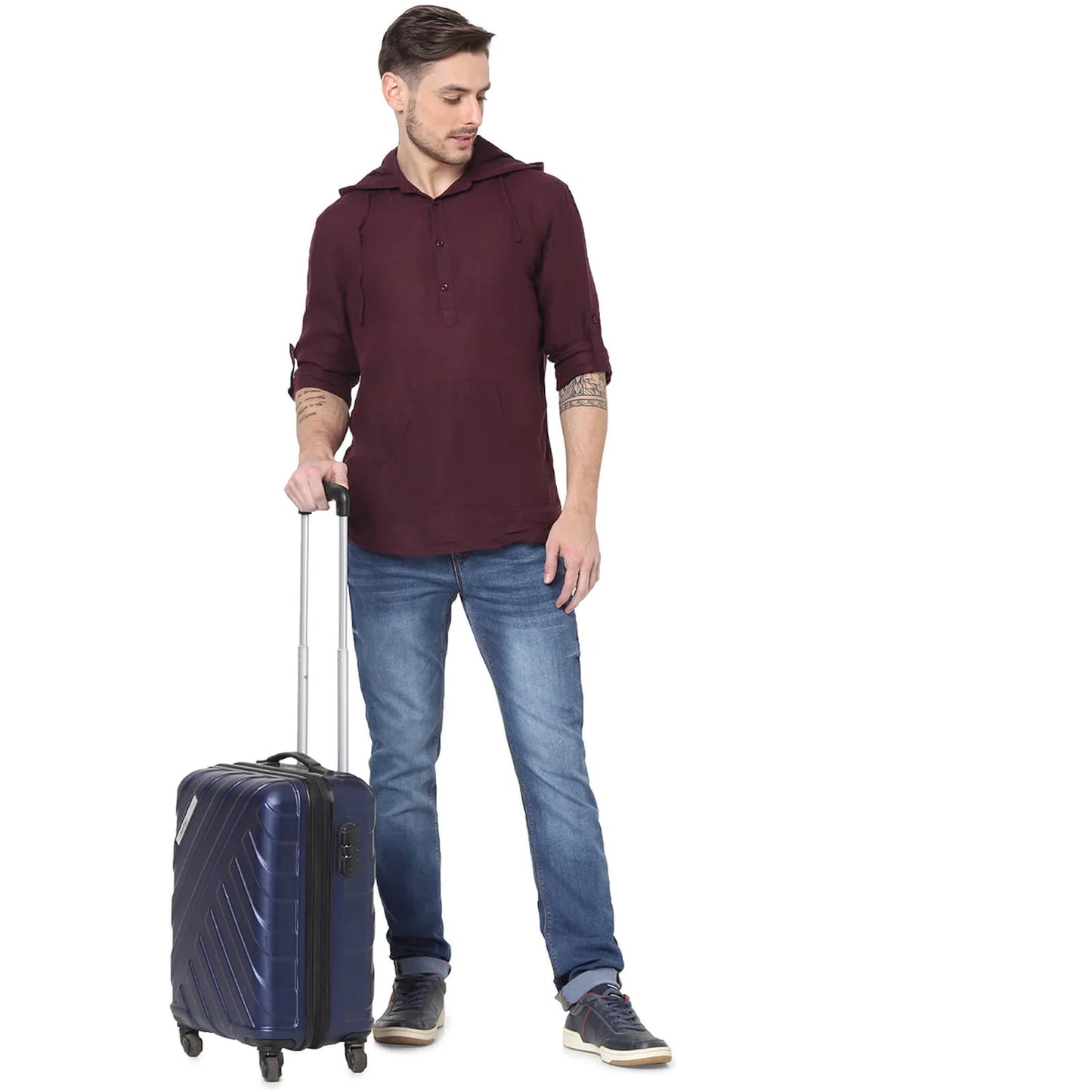 Celio* Solid Regular Fit Linen Burgundy Shirt