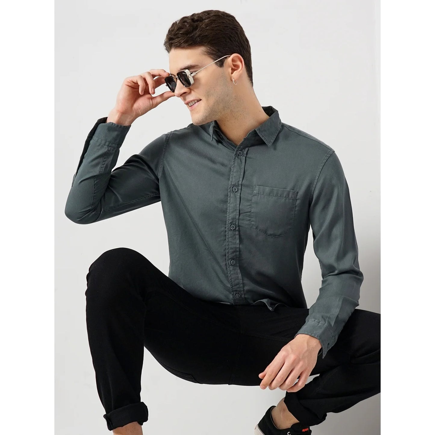 Celio* Solid Regular Fit Tencel Green Shirt