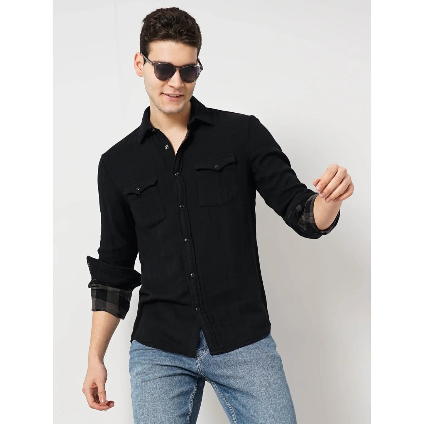 Celio* Solid Regular Fit Cotton Black Shirt