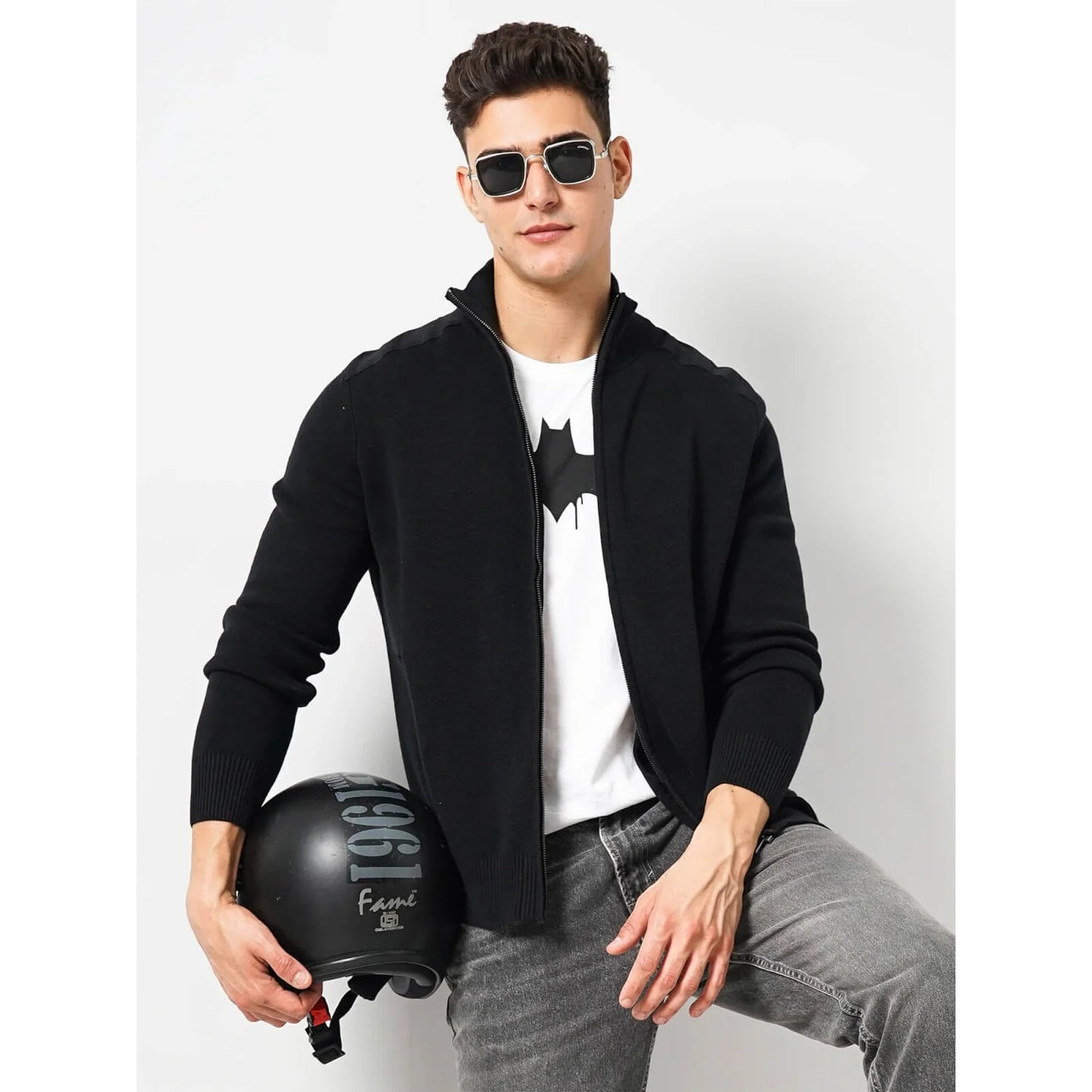 Celio* Solid Regular Fit Cotton Black Sweater