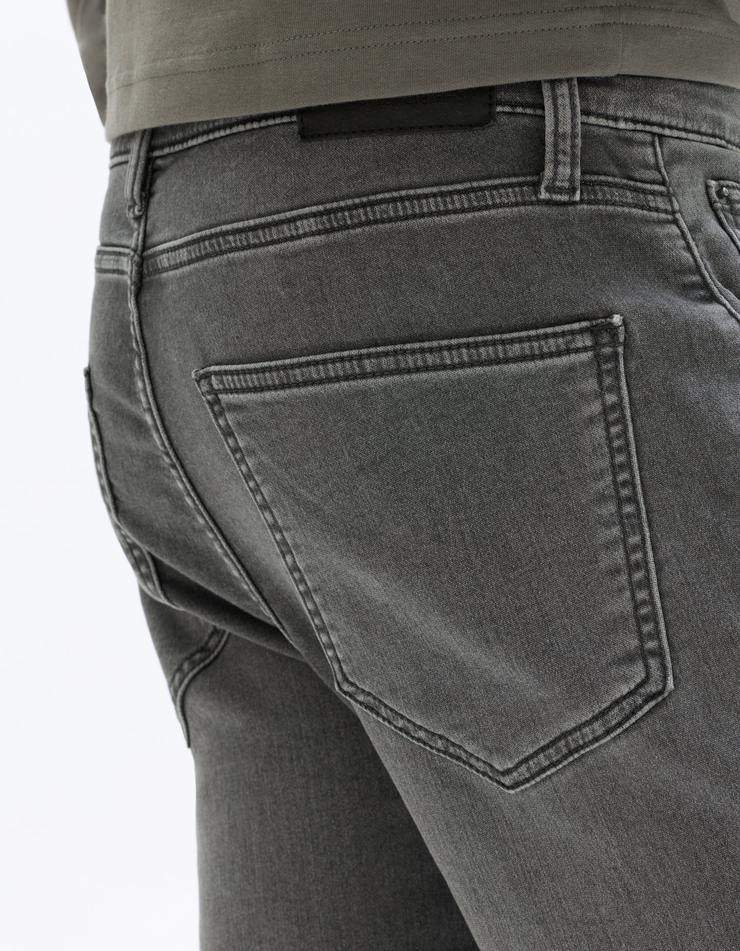 Celio* Men Grey Solid Straight Fit Cotton Jeans