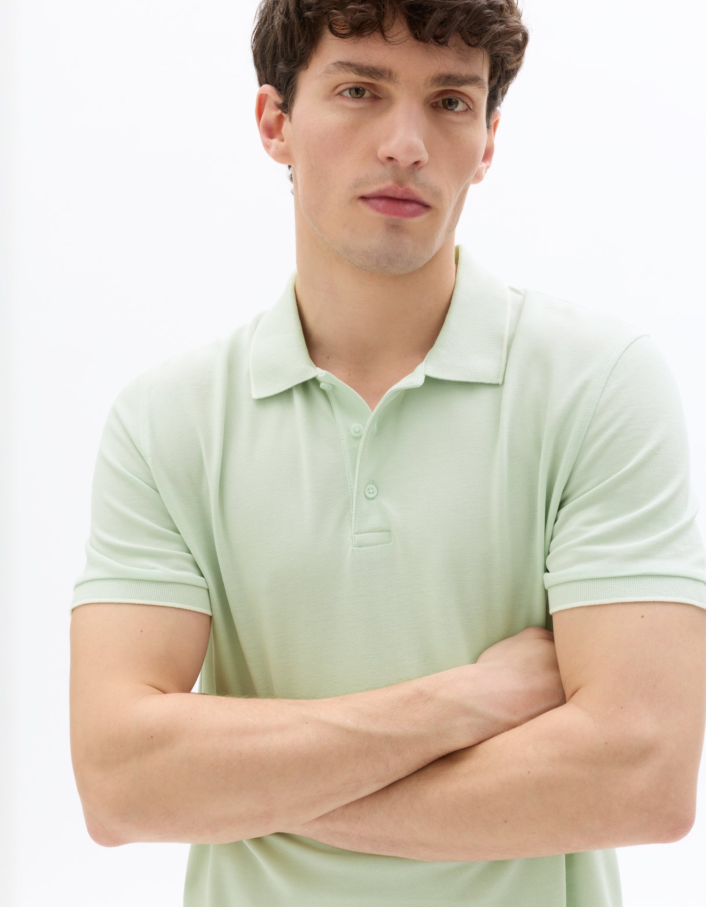 Celio Solid Regular Fit Cotton Green Tshirts