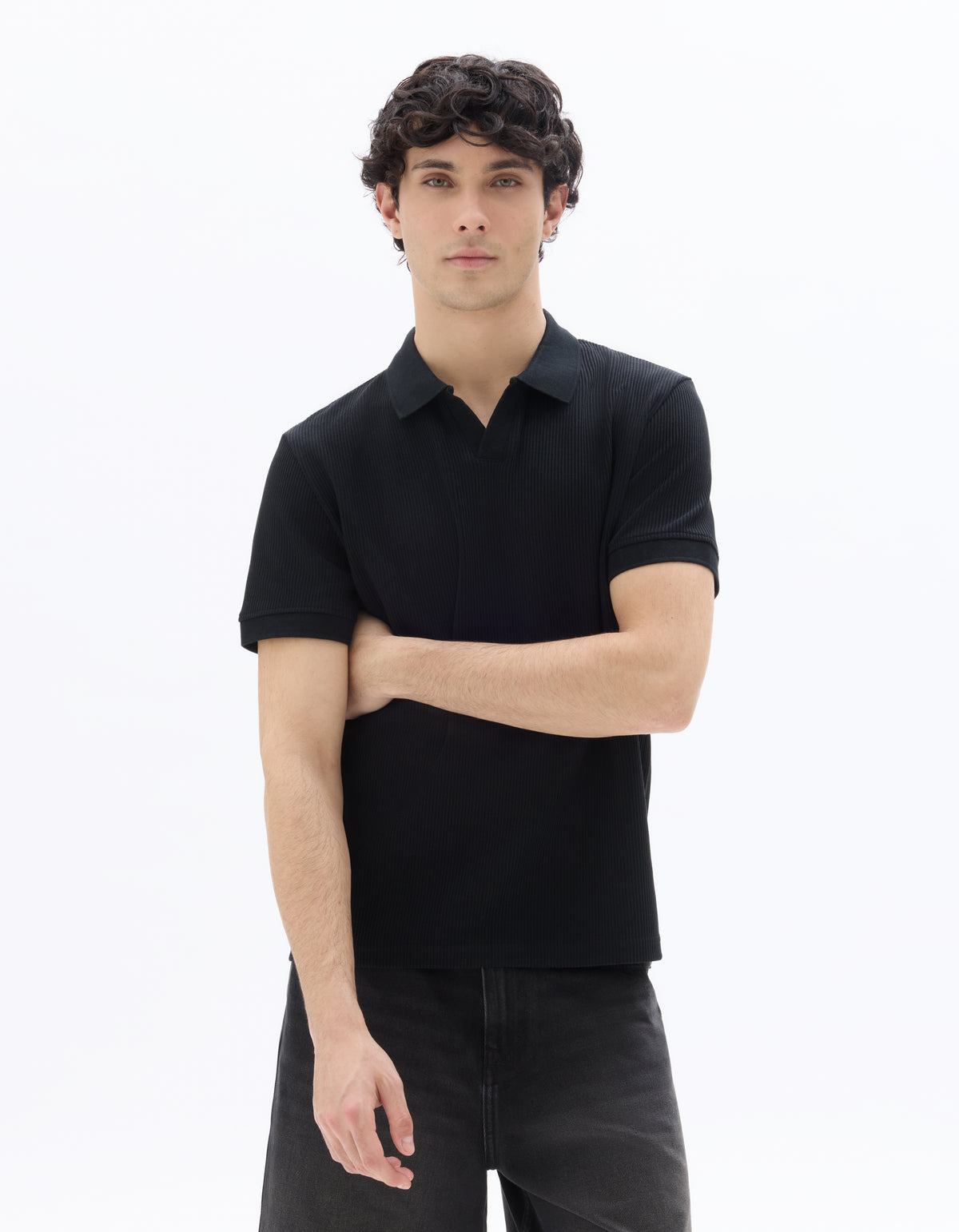 Regular Fit 100% Cotton Cuban Collar T-Shirt - Black
