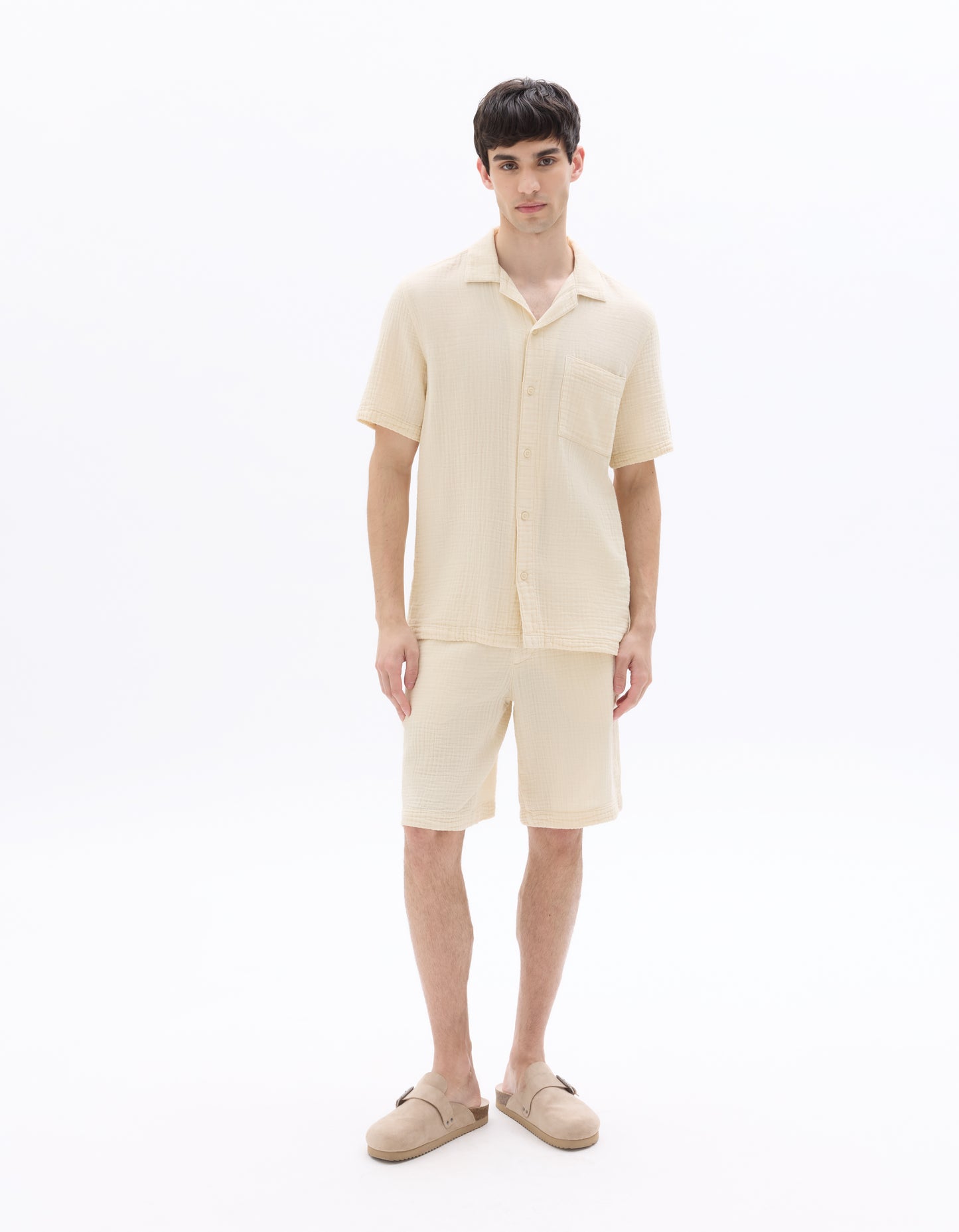 Celio Solid Cotton White Bermuda