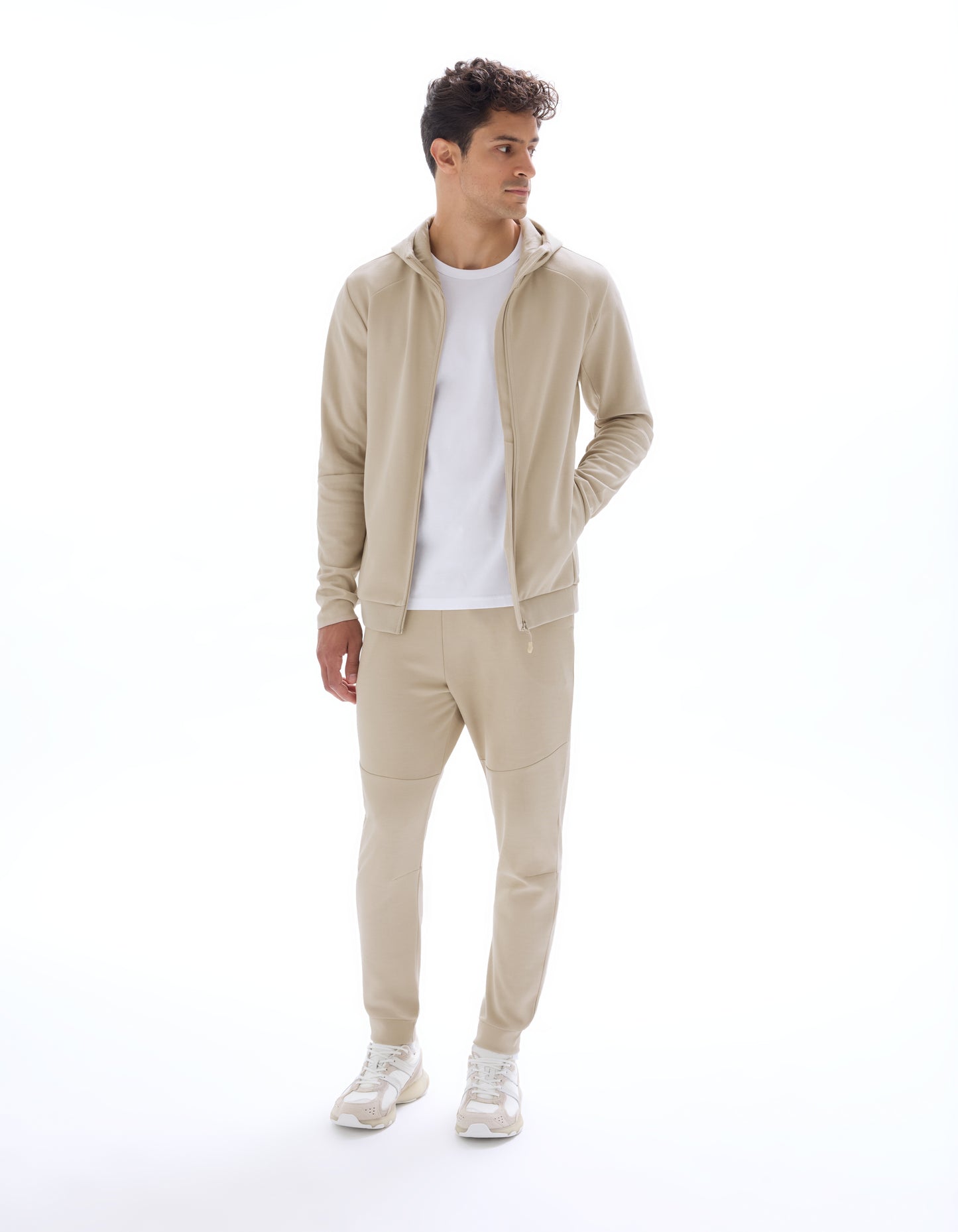 Celio Men Beige Solid Skinny Fit Cotton Trousers