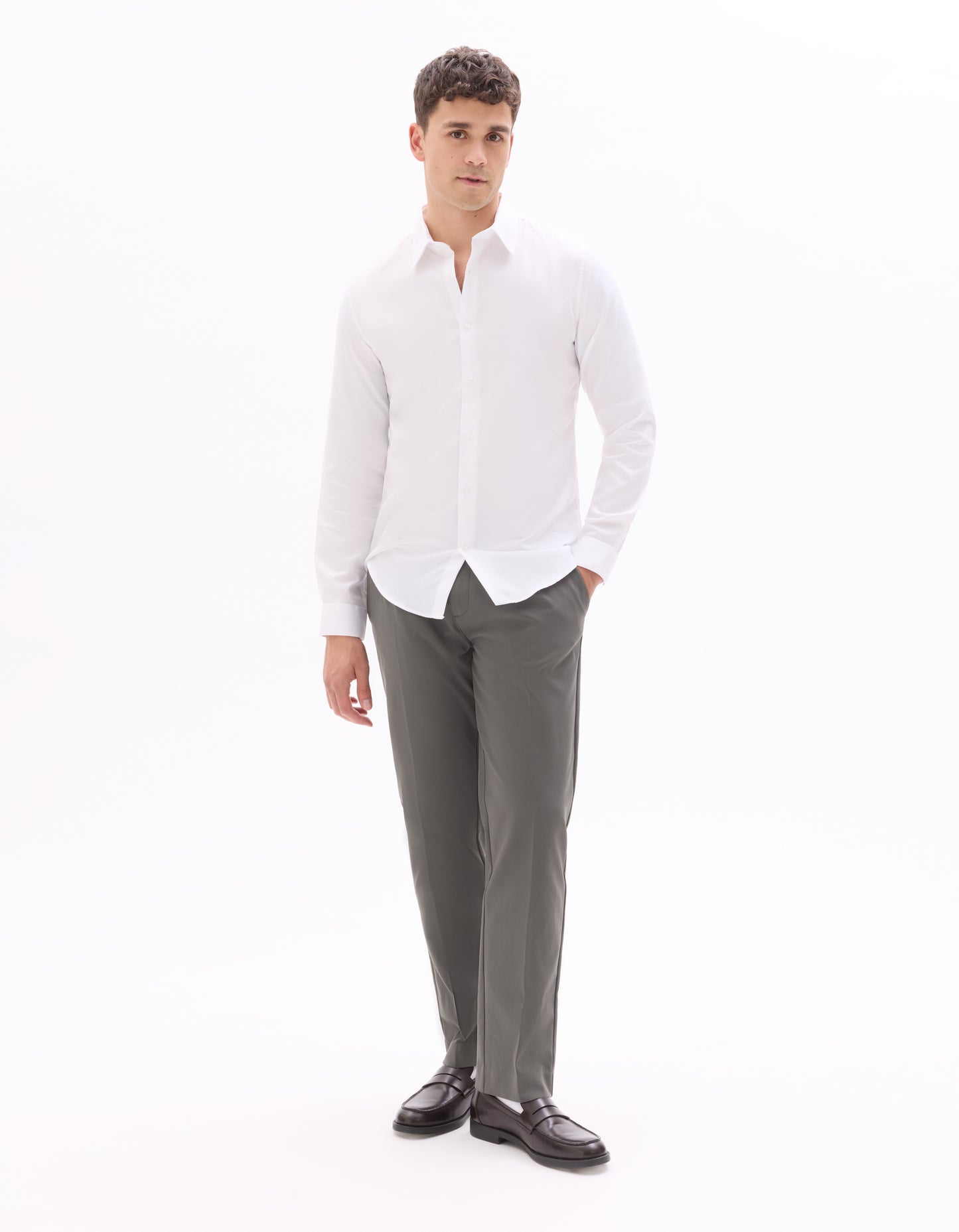 Celio* White Solid Cotton Slim Fit Men Shirts