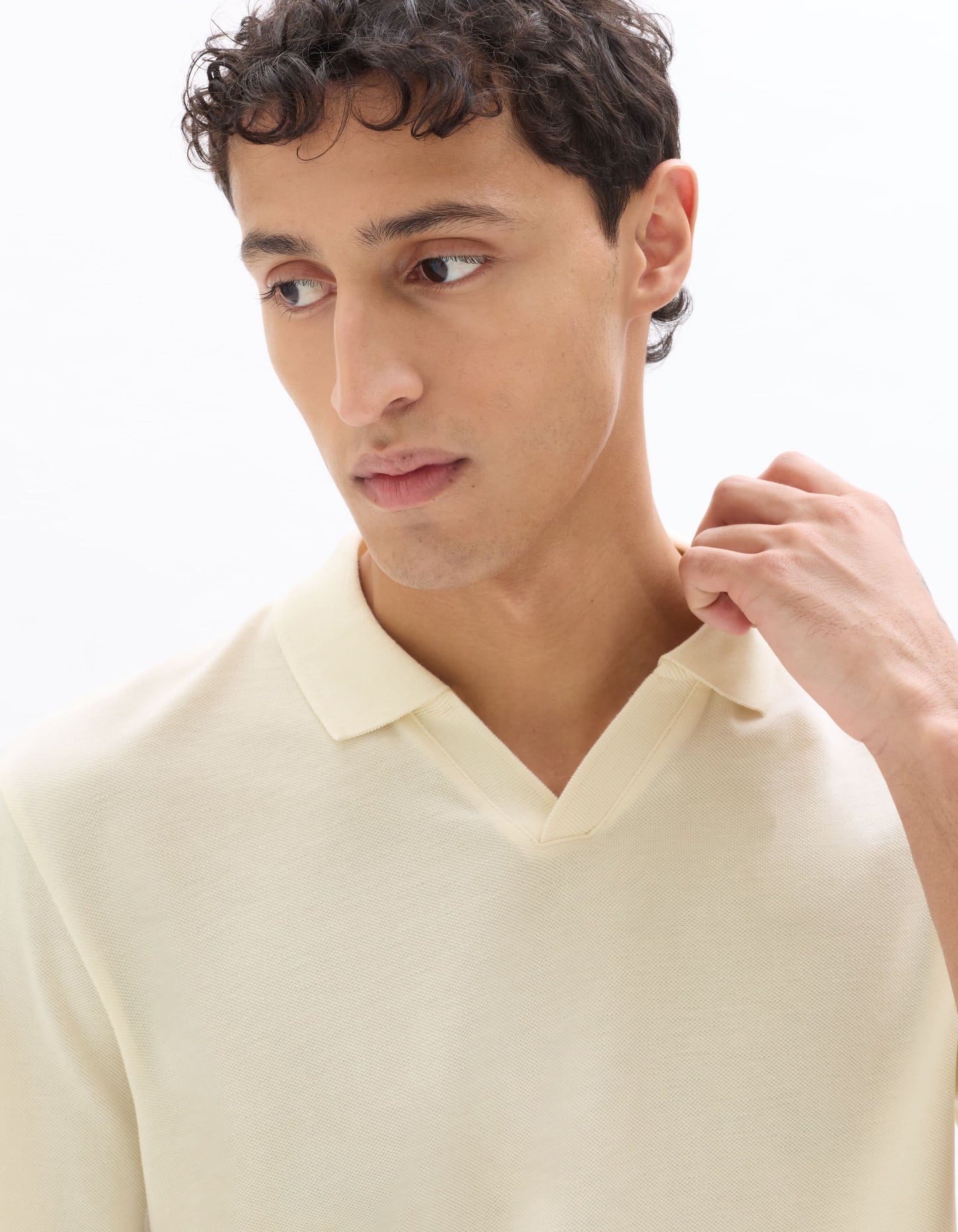 Celio Solid Regular Fit Cotton Off White Tshirts