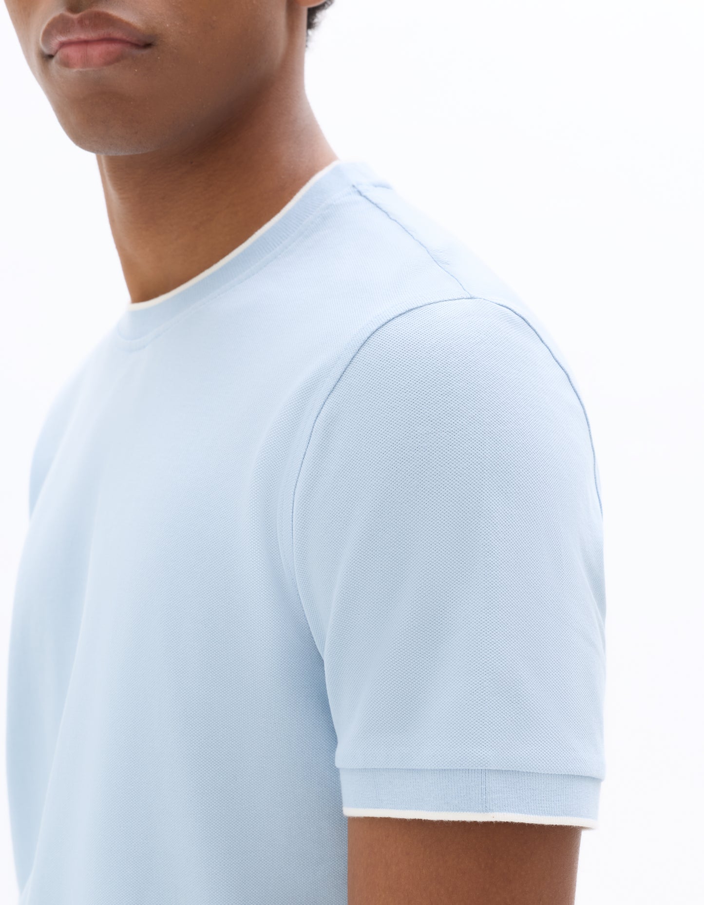 Celio Solid Regular Fit Cotton Blue Tshirts