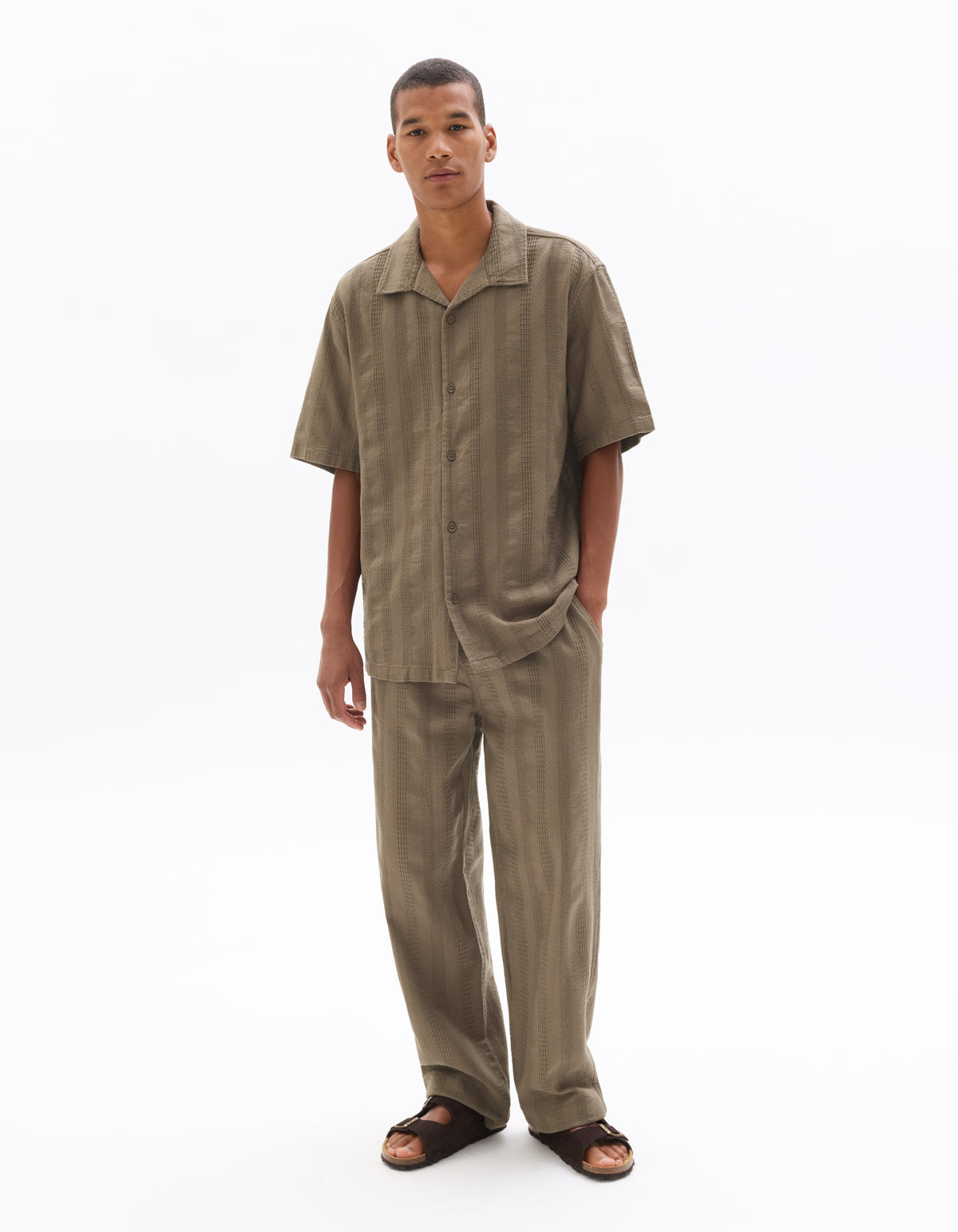 Straight Fit 100% Cotton Solid Casual Trouser - Brown