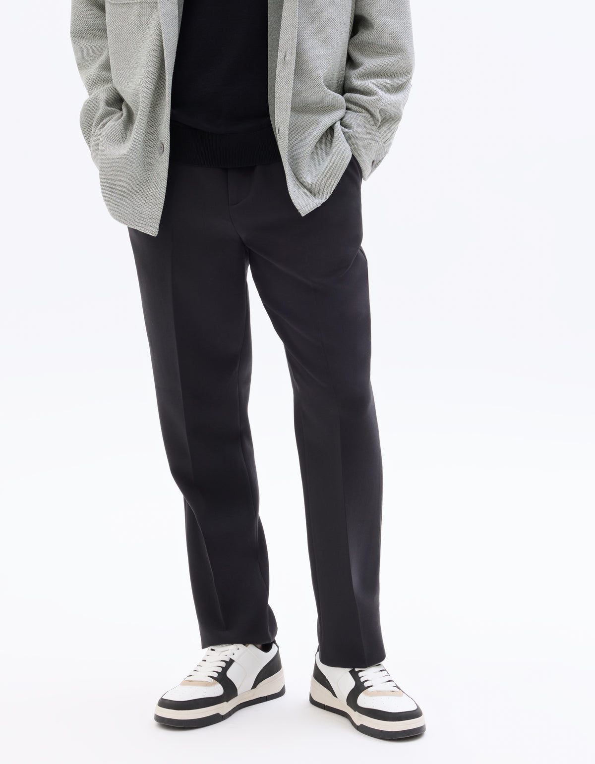 Straight Fit Poly-Viscose Solid Casual Trouser - Black