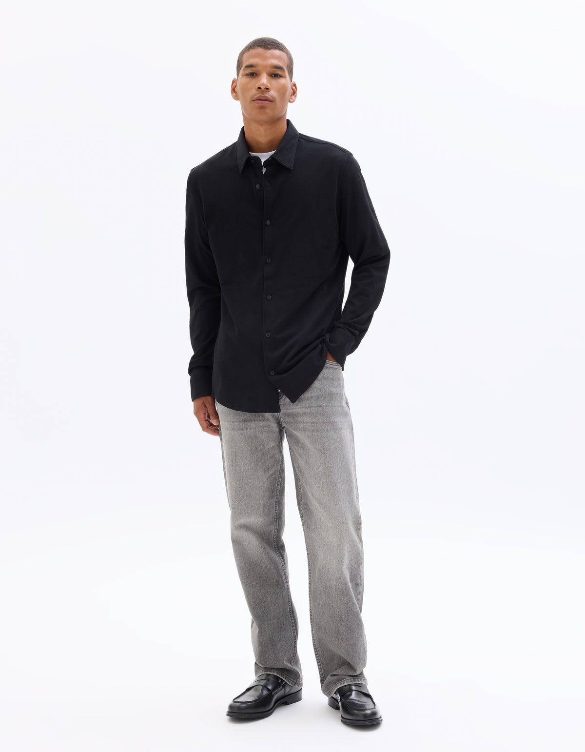 Regular Fit 100% Cotton Spread Collar Shirt - Black