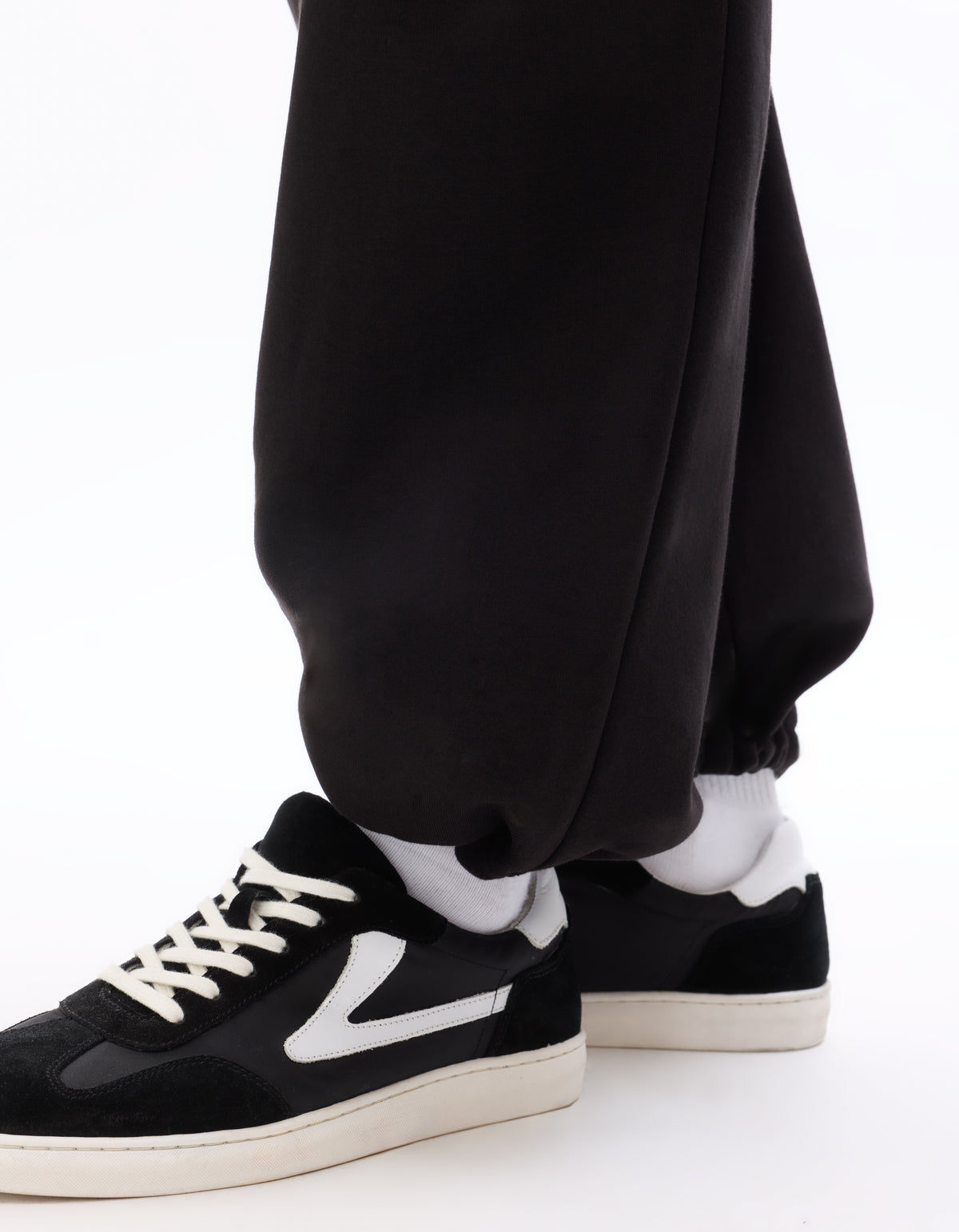 Loose cargo Fit Cotton Blend Casual Jogging Pant - Black