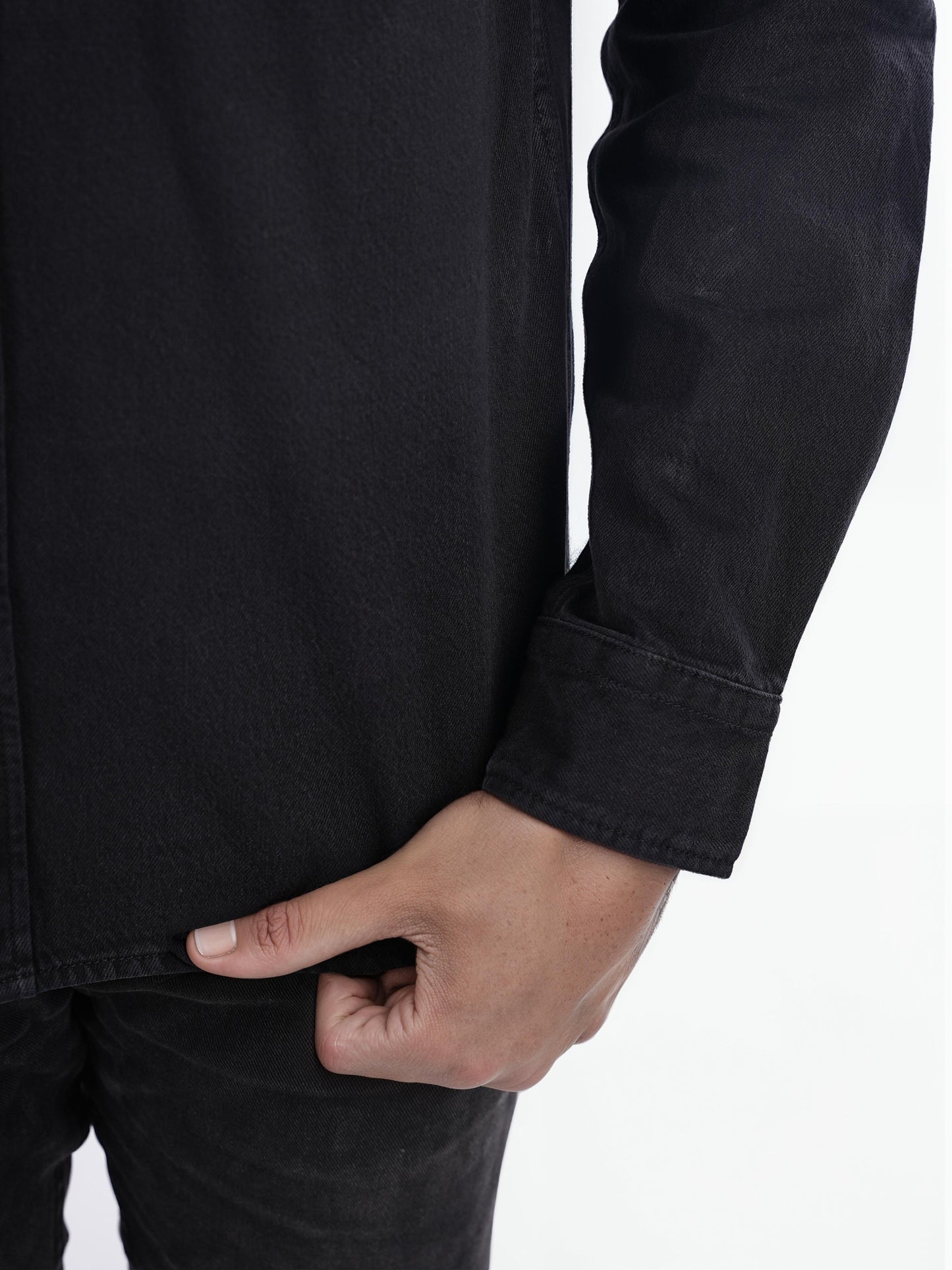 Celio* Solid Regular Fit Cotton Black Shirt