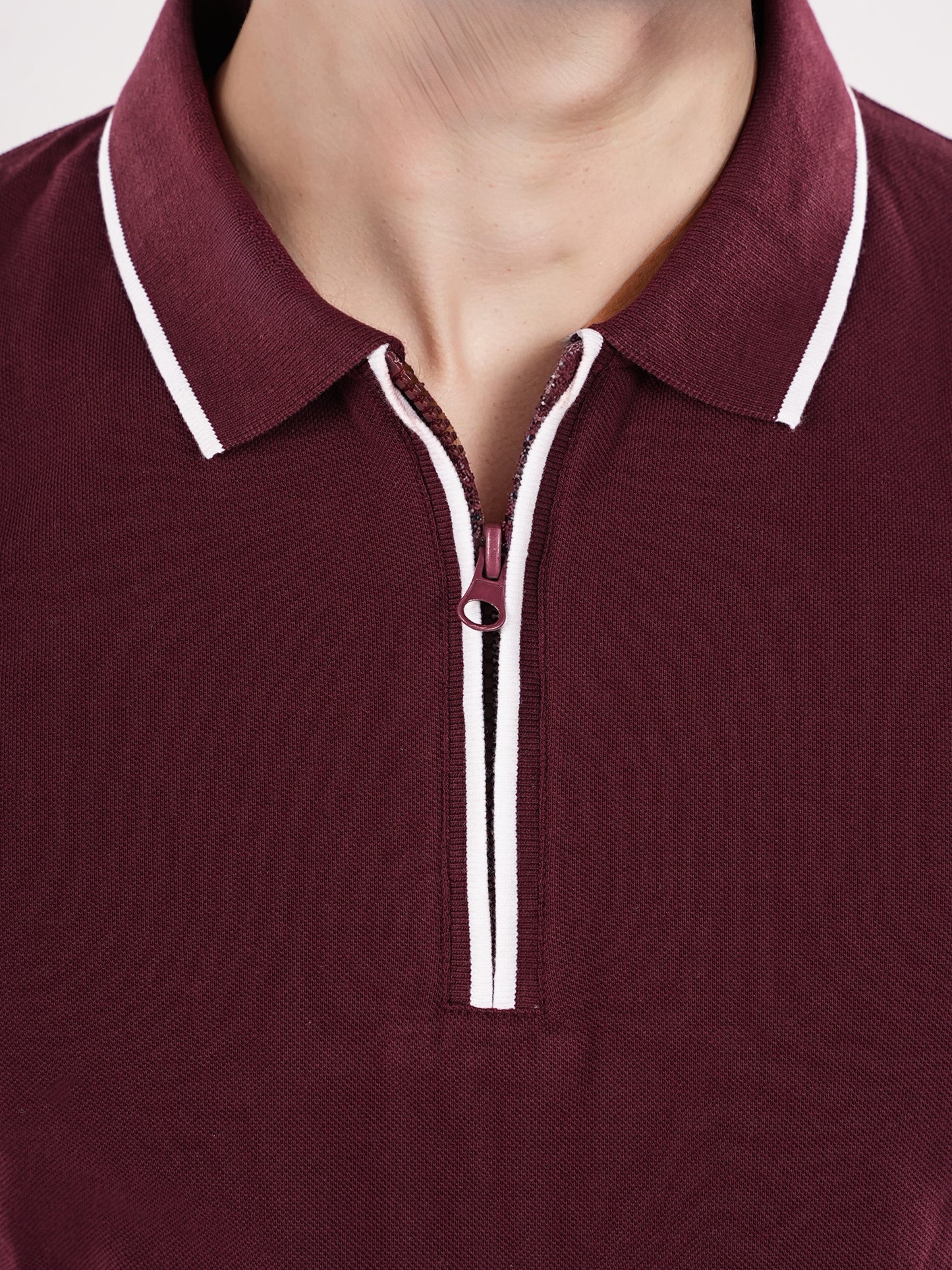 Celio* Solid Regular Fit Cotton Burgundy T-Shirt