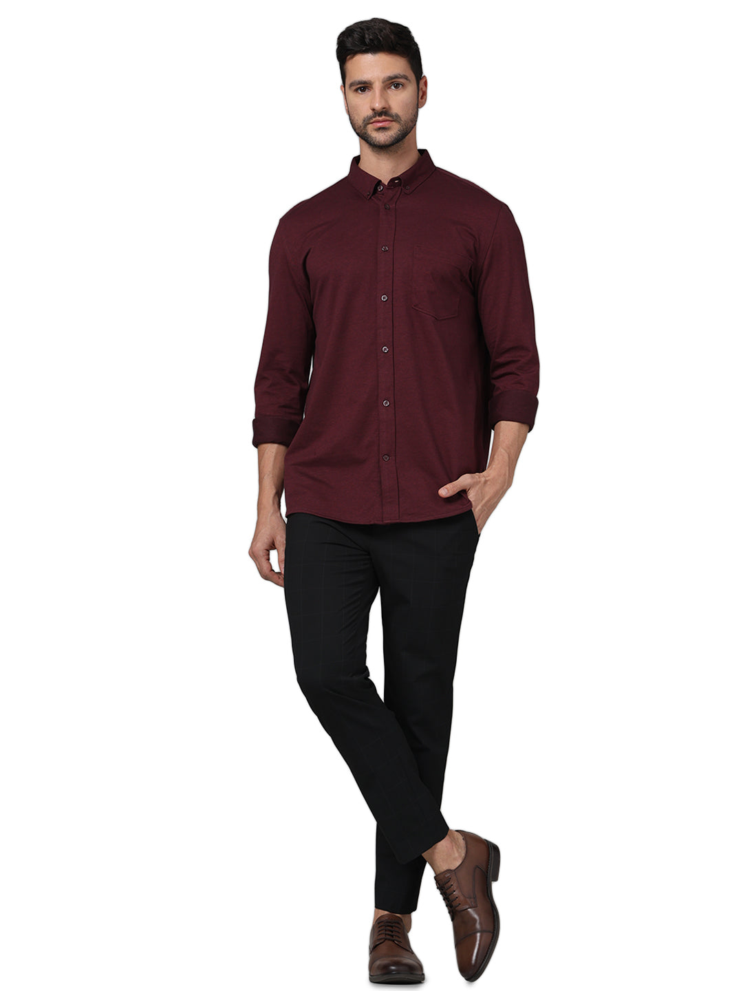 Celio* Solid Regular Fit Cotton Burgundy Shirt