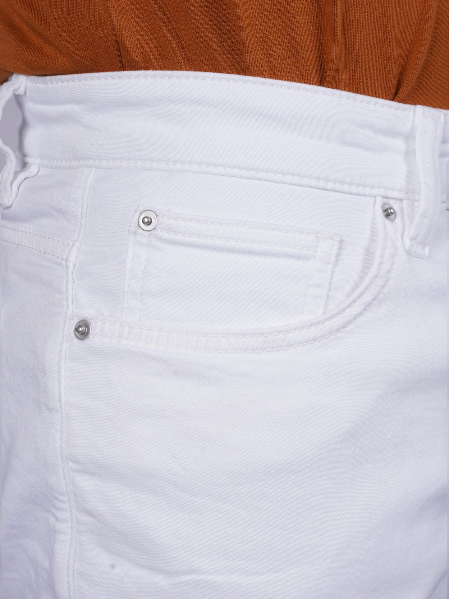 Celio* Cotton-Blend Regular Fit White Bermuda