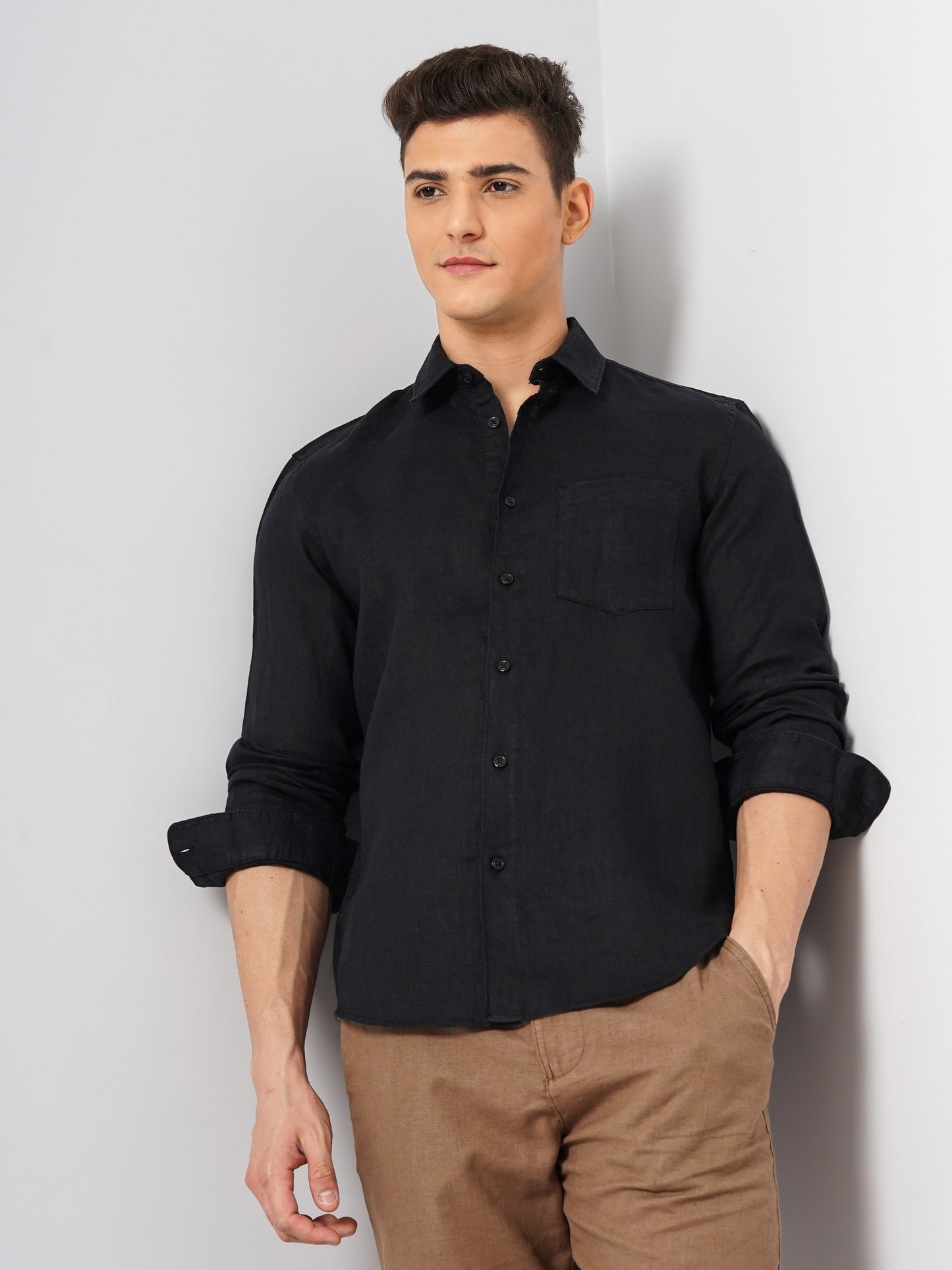Celio* Solid Regular Fit Linen Black Shirt