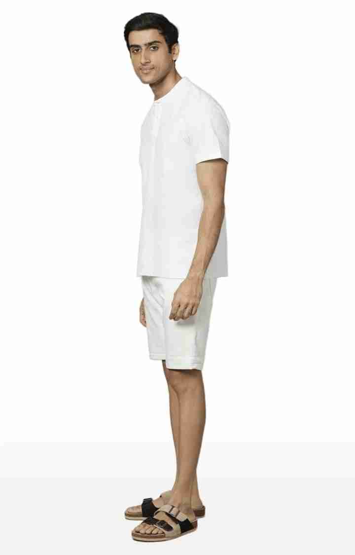 Celio* Cotton-Blend Regular Fit Off White Shorts