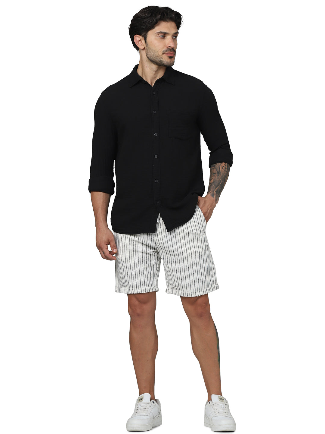 Celio* Solid Regular Fit Cotton Black Shirt
