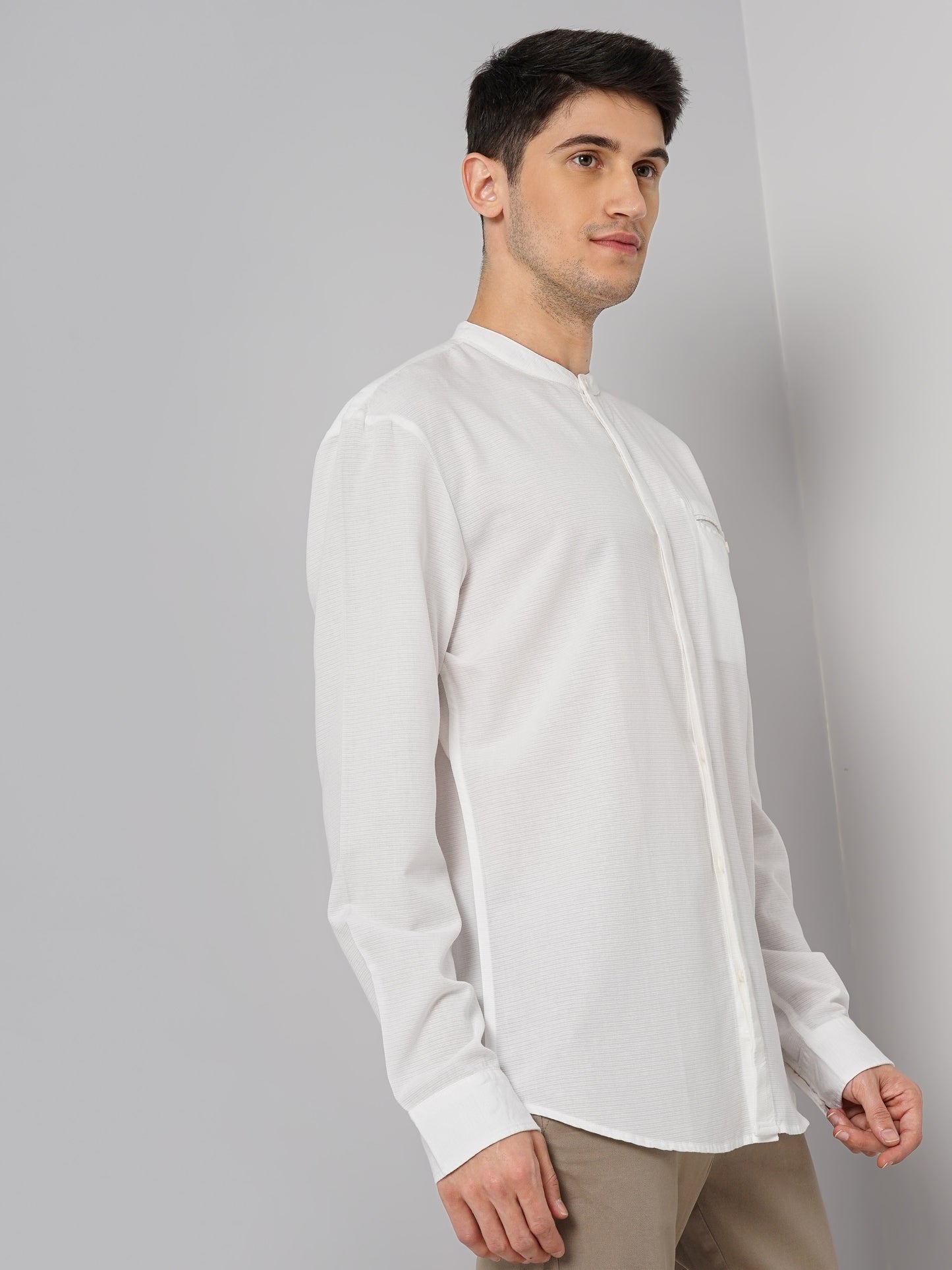 Celio* Solid Regular Fit Cotton White Shirt